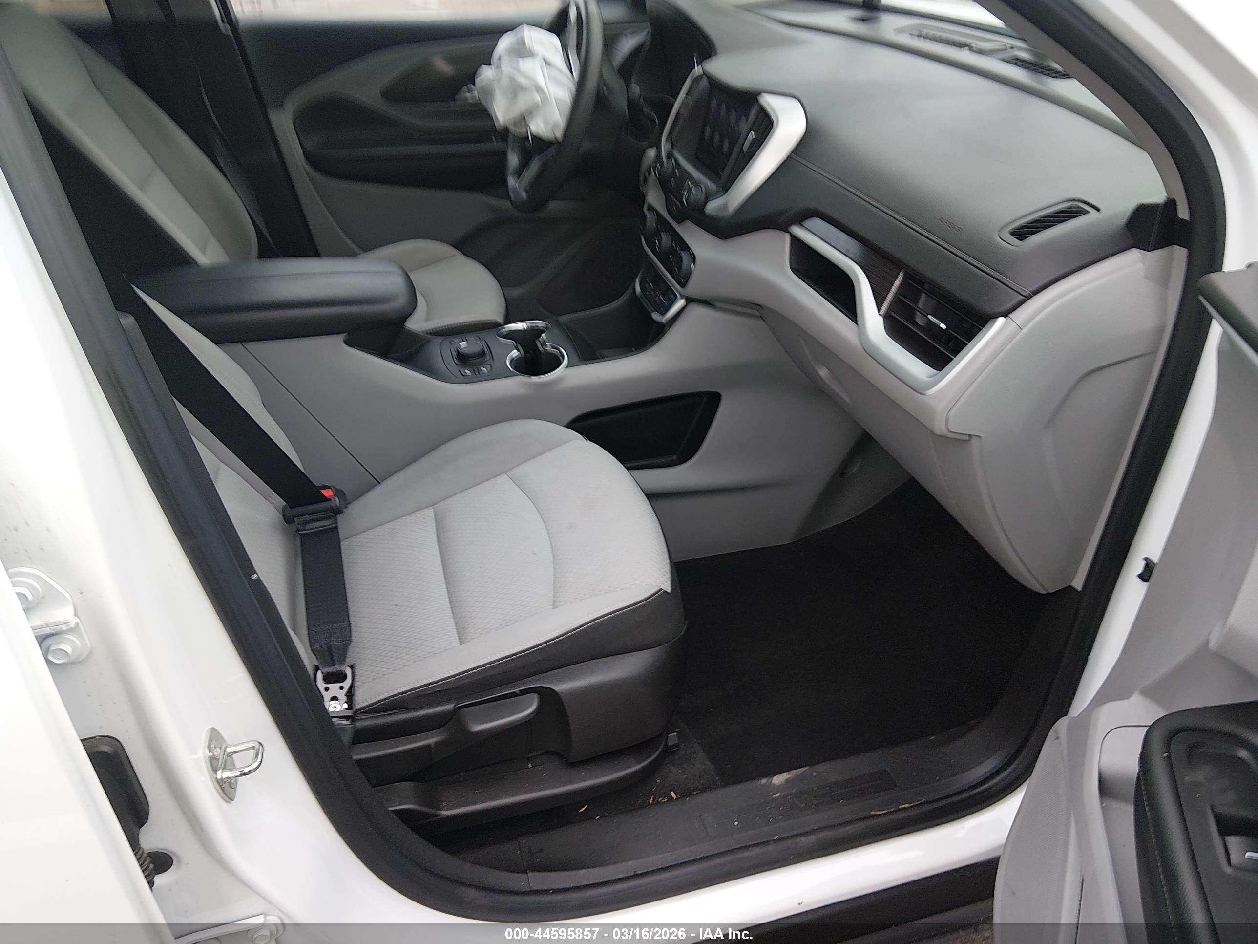 GMC TERRAIN image 5
