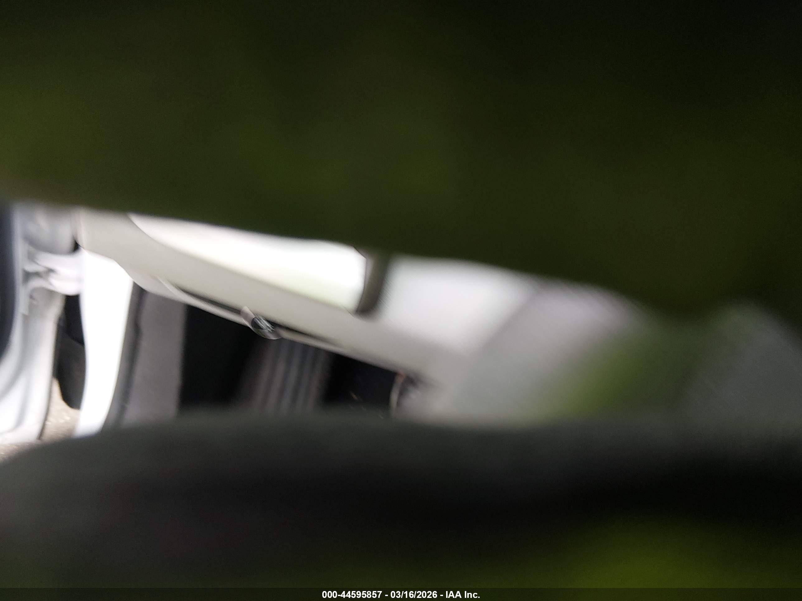 GMC TERRAIN image 7