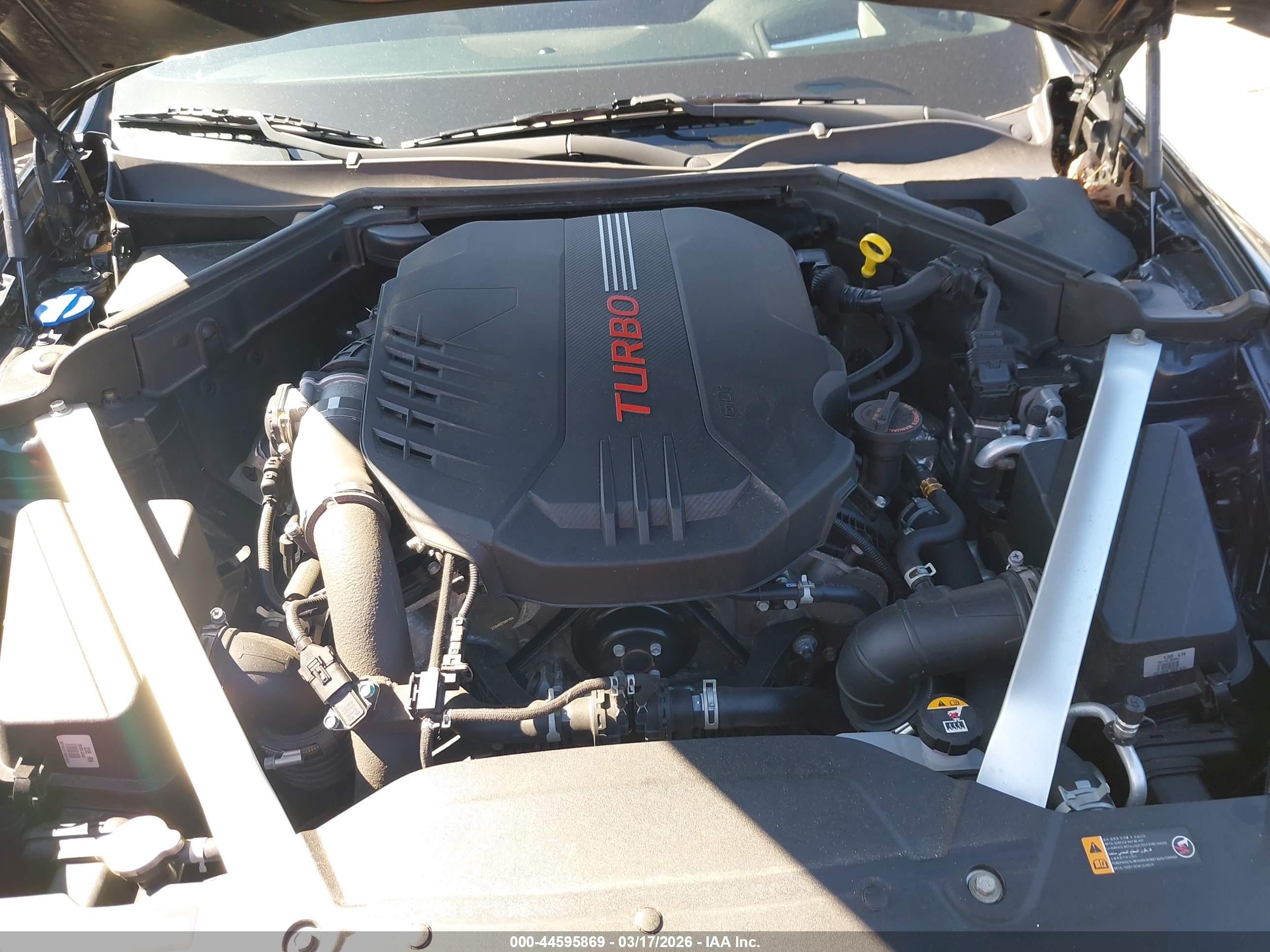 KIA STINGER image 10