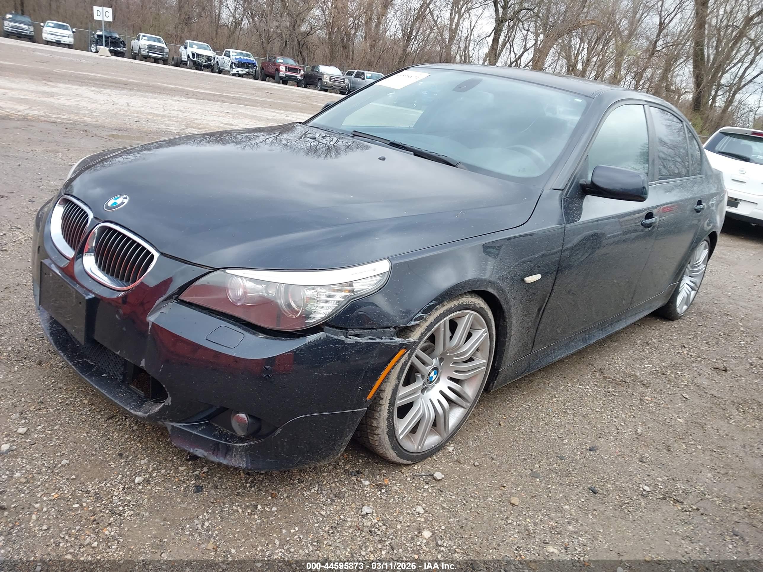 BMW 550I image 2