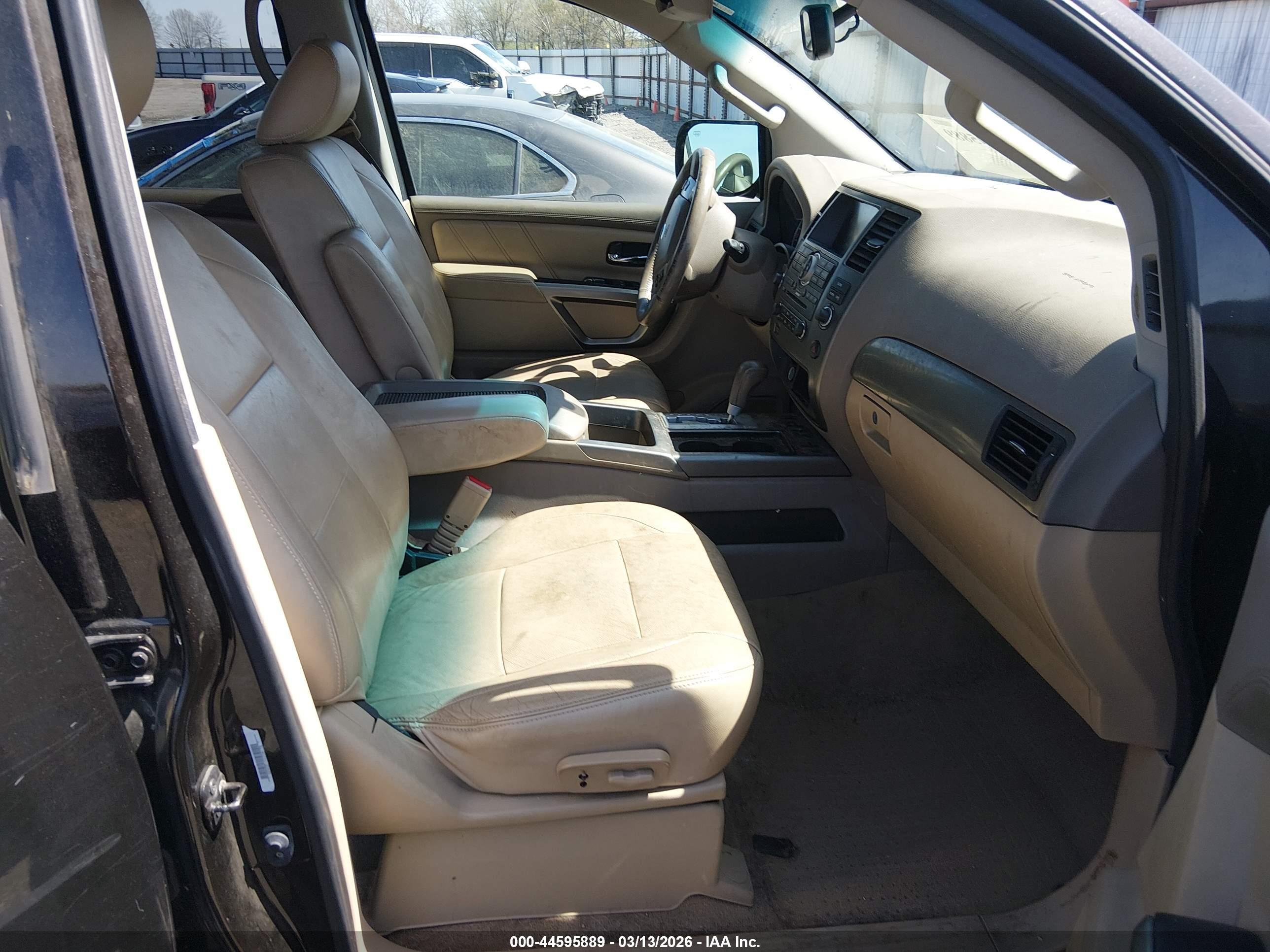 NISSAN ARMADA image 5
