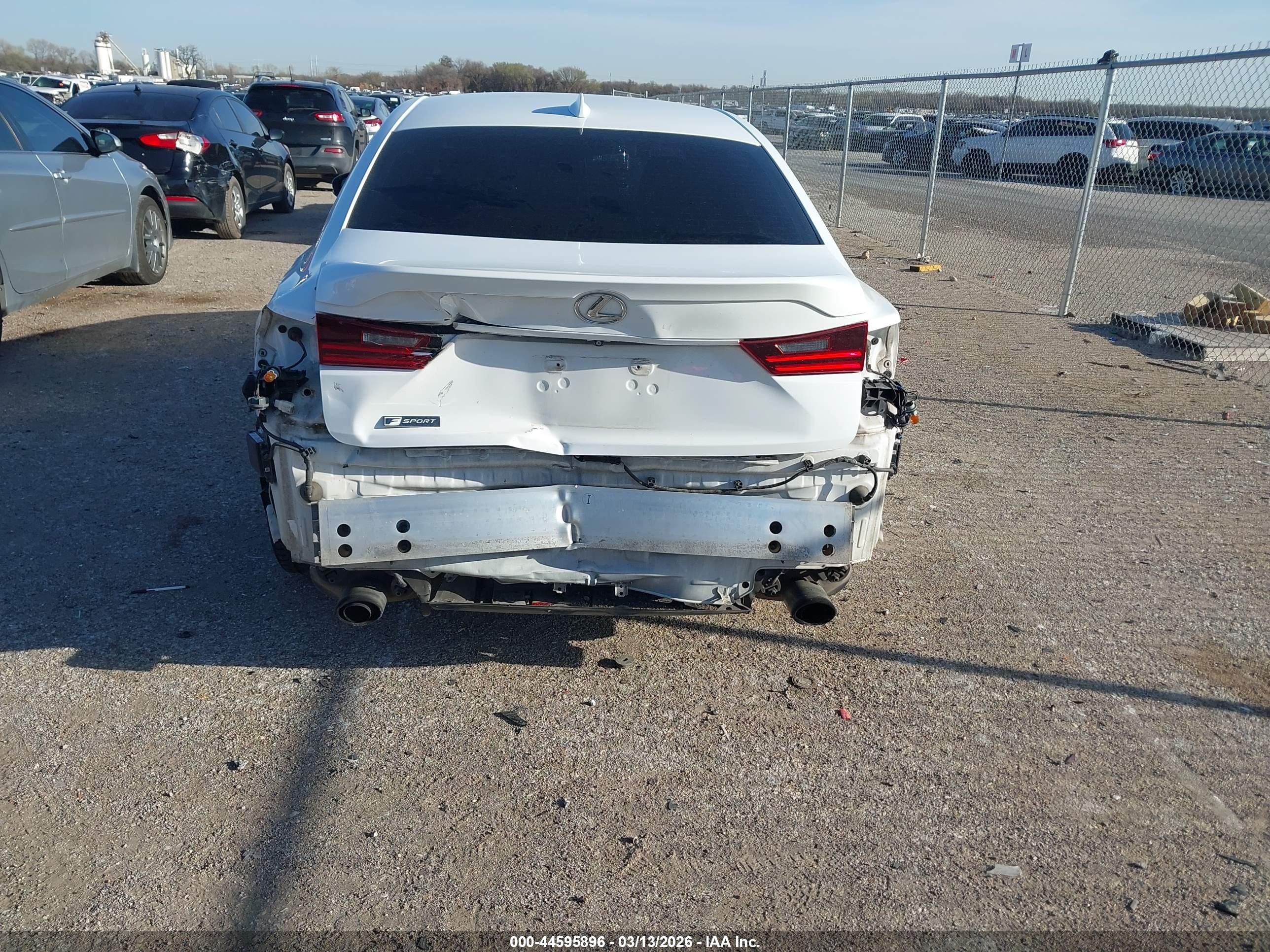 LEXUS IS image 6