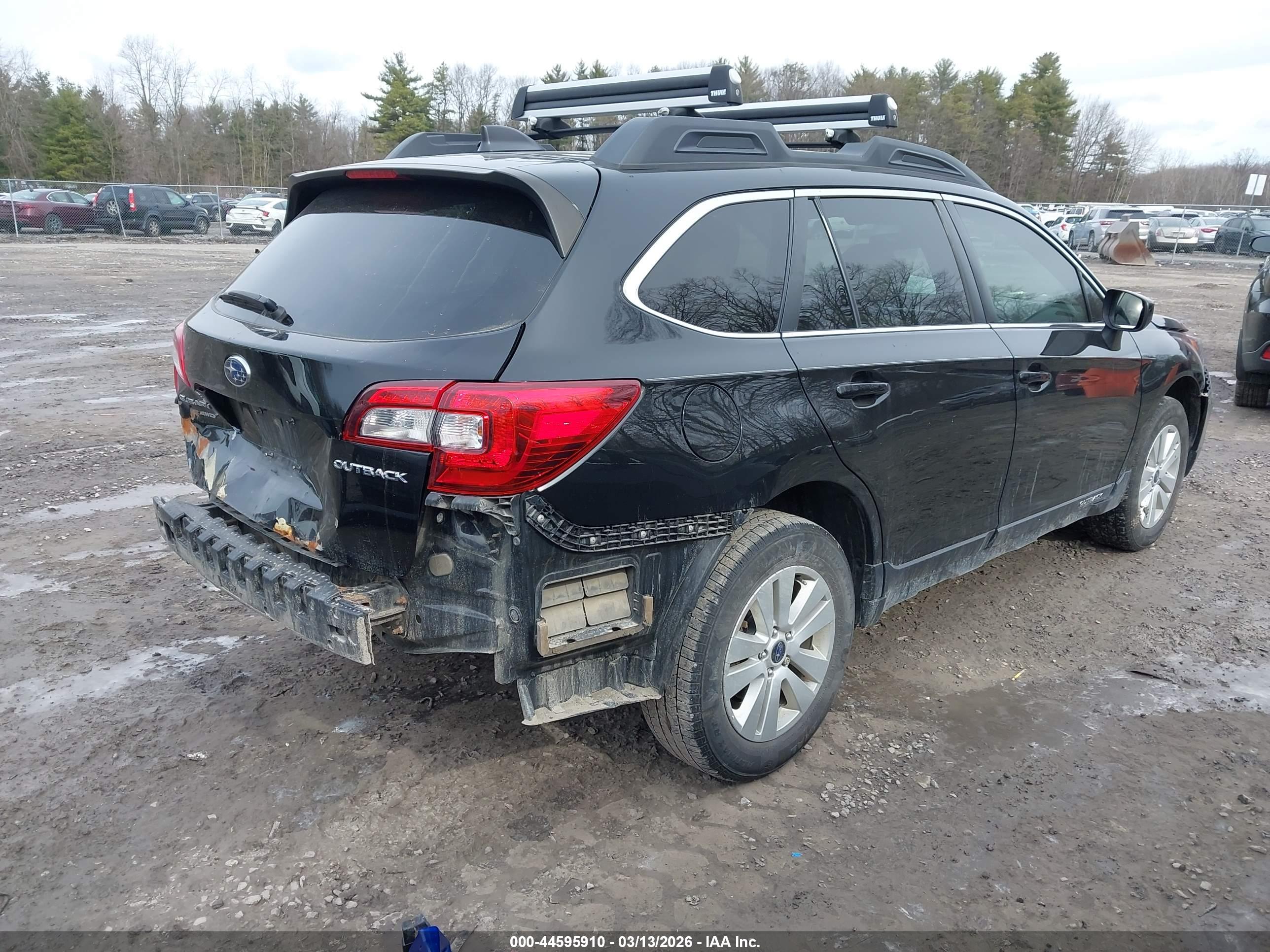 SUBARU OUTBACK image 4