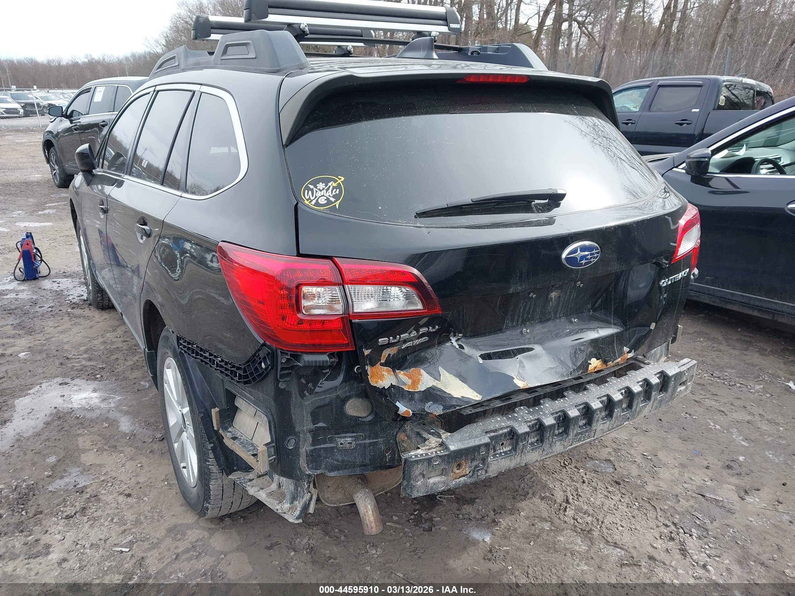SUBARU OUTBACK image 6