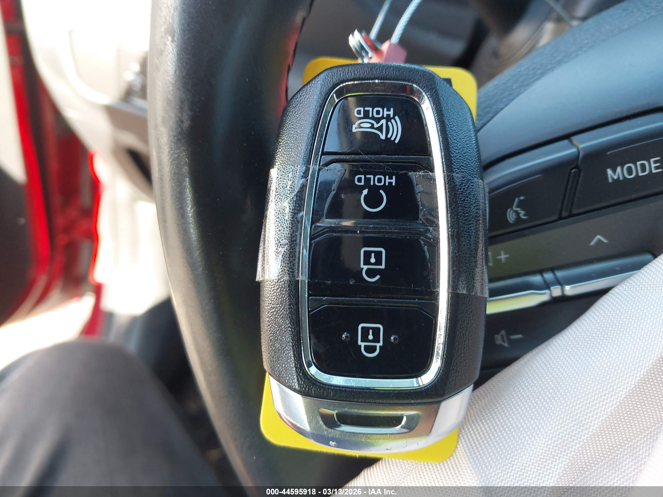 HYUNDAI KONA image 11