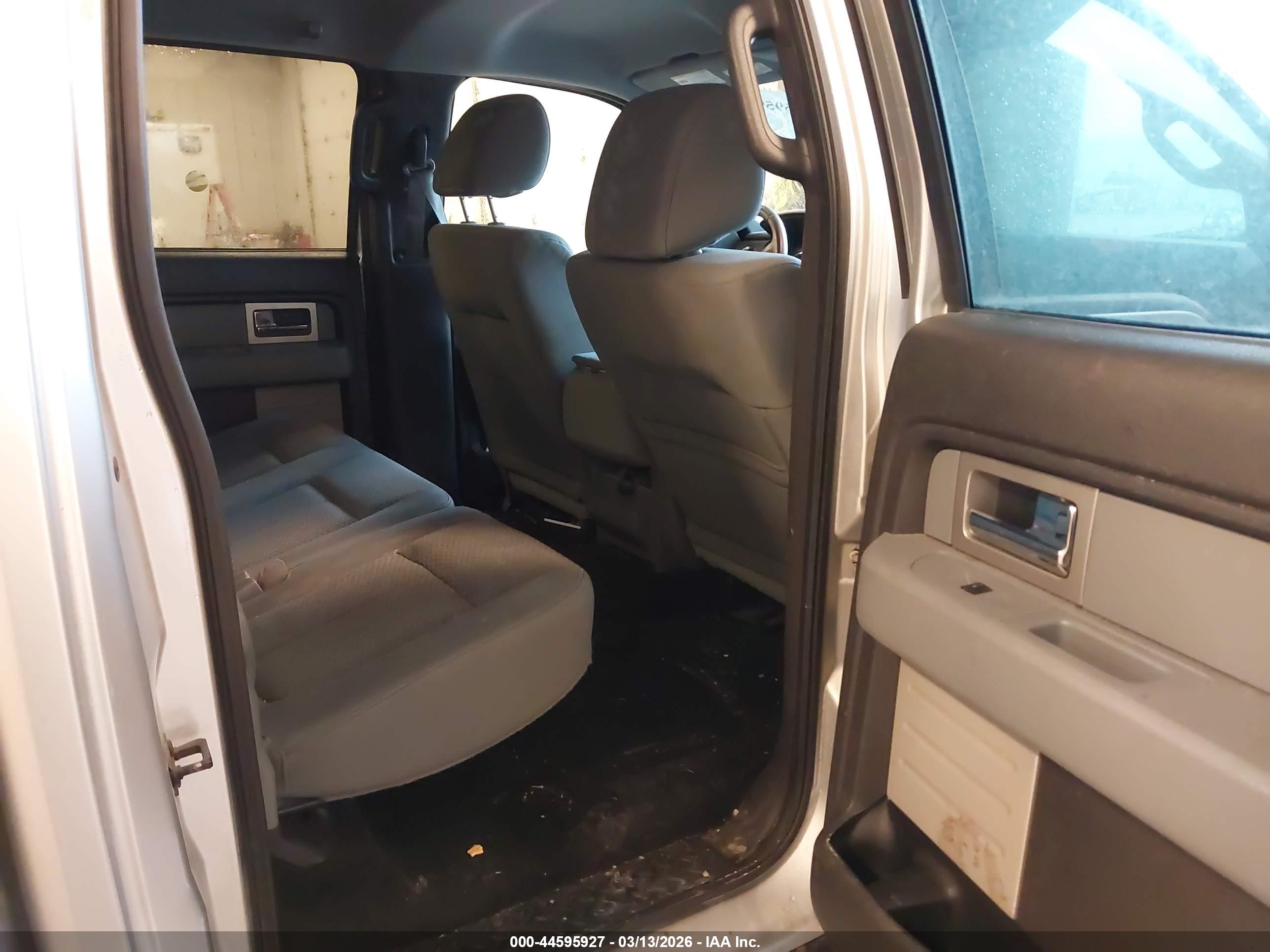 FORD F-150 image 8