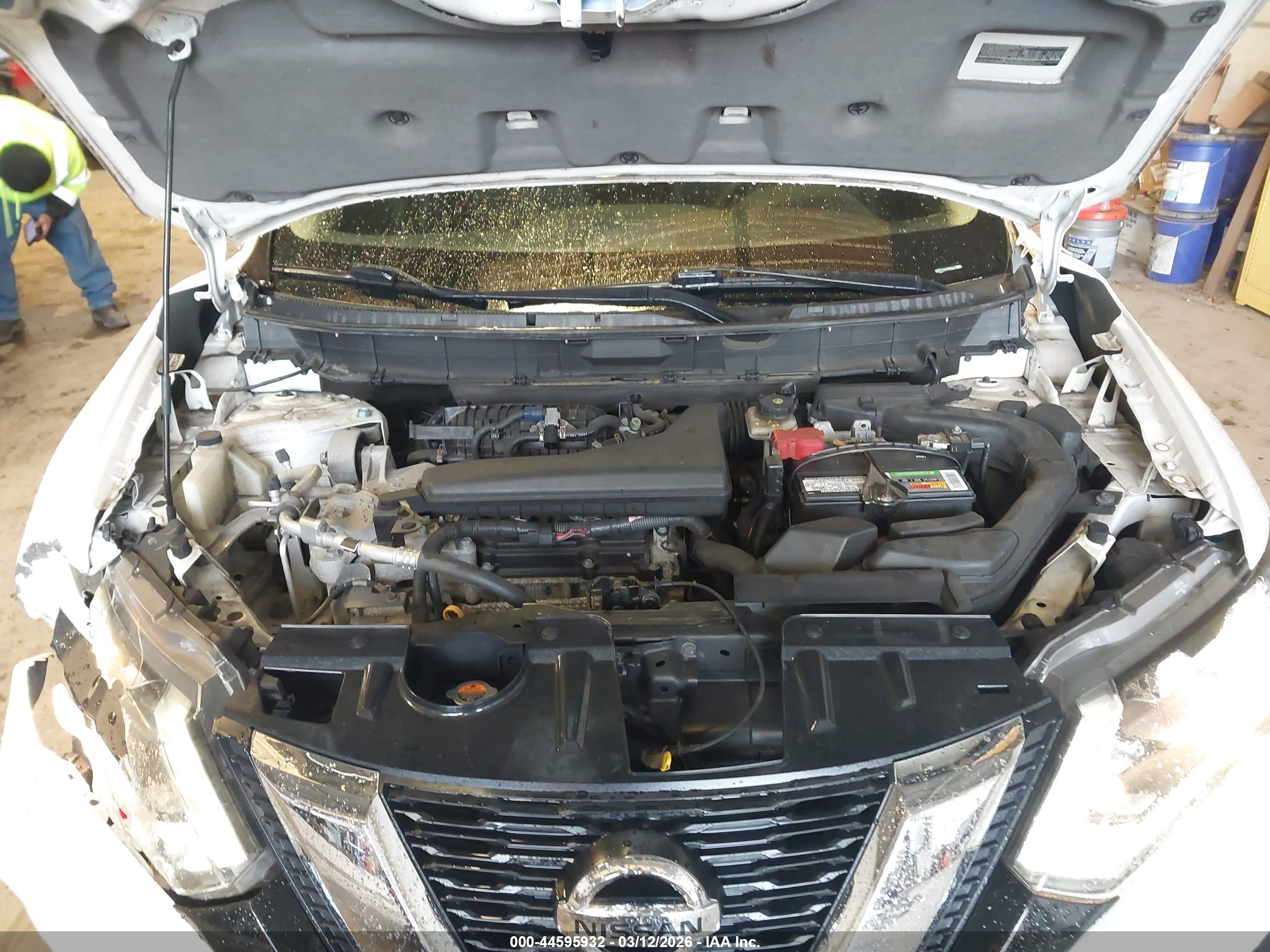 NISSAN ROGUE image 10