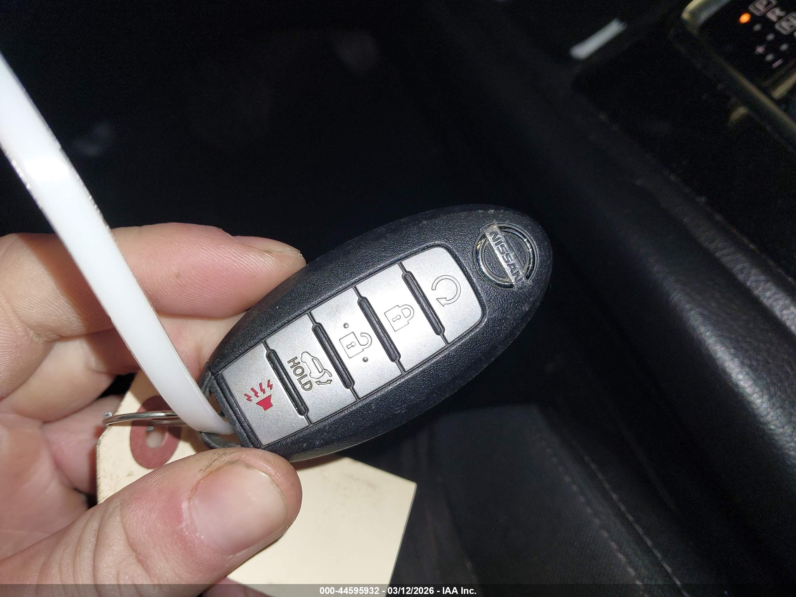 NISSAN ROGUE image 11