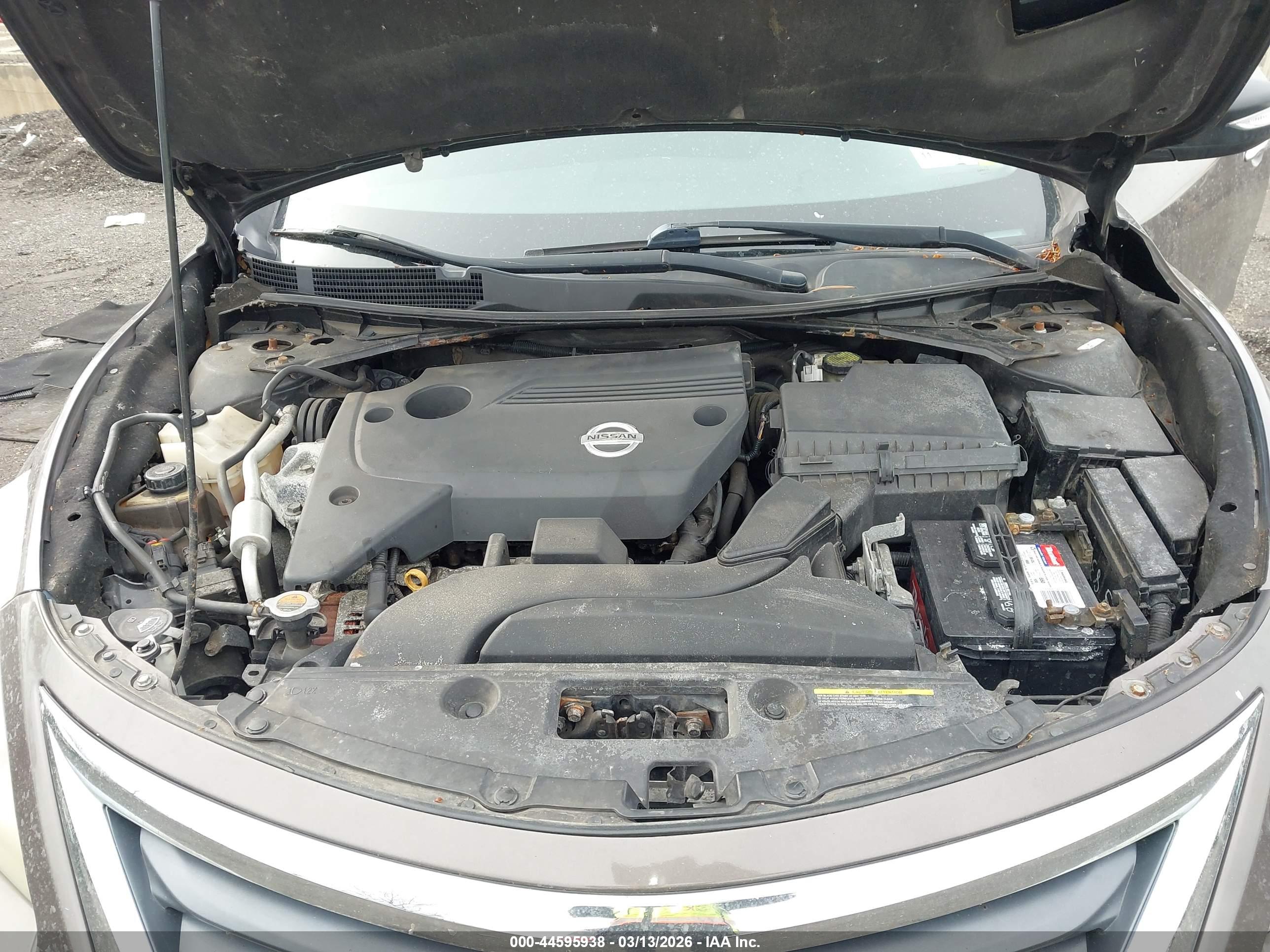 NISSAN ALTIMA image 10