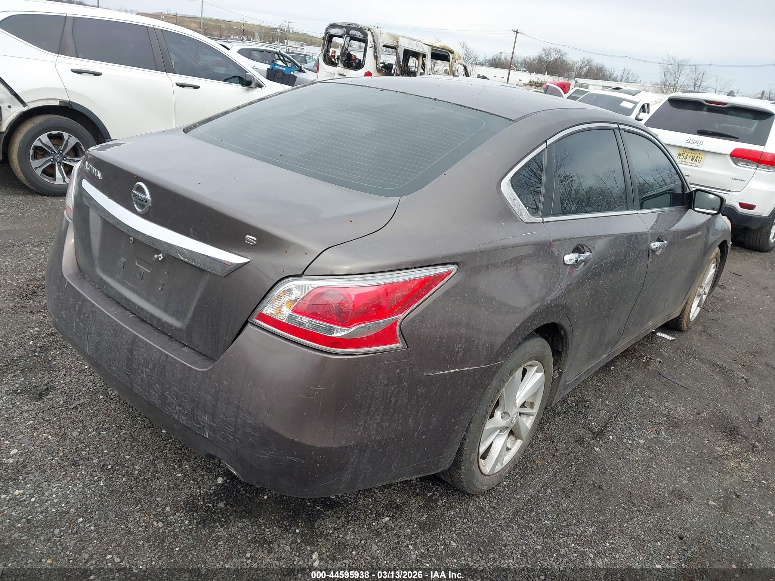 NISSAN ALTIMA image 4
