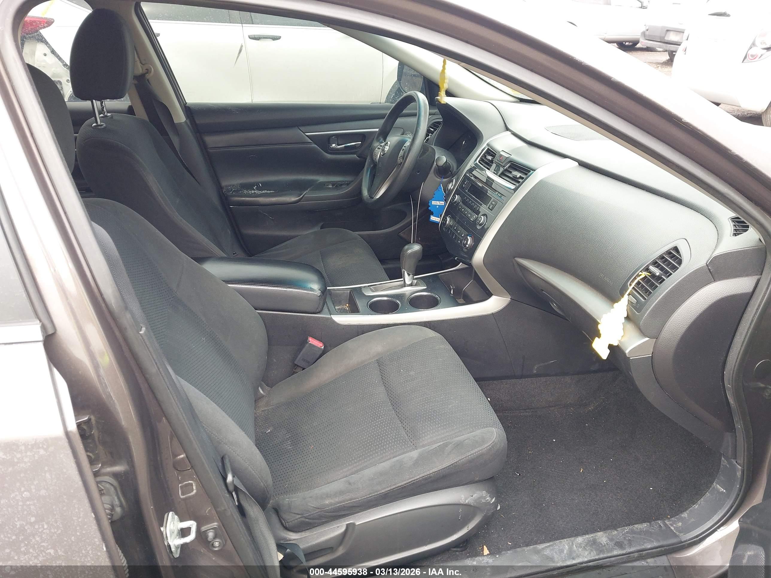 NISSAN ALTIMA image 5