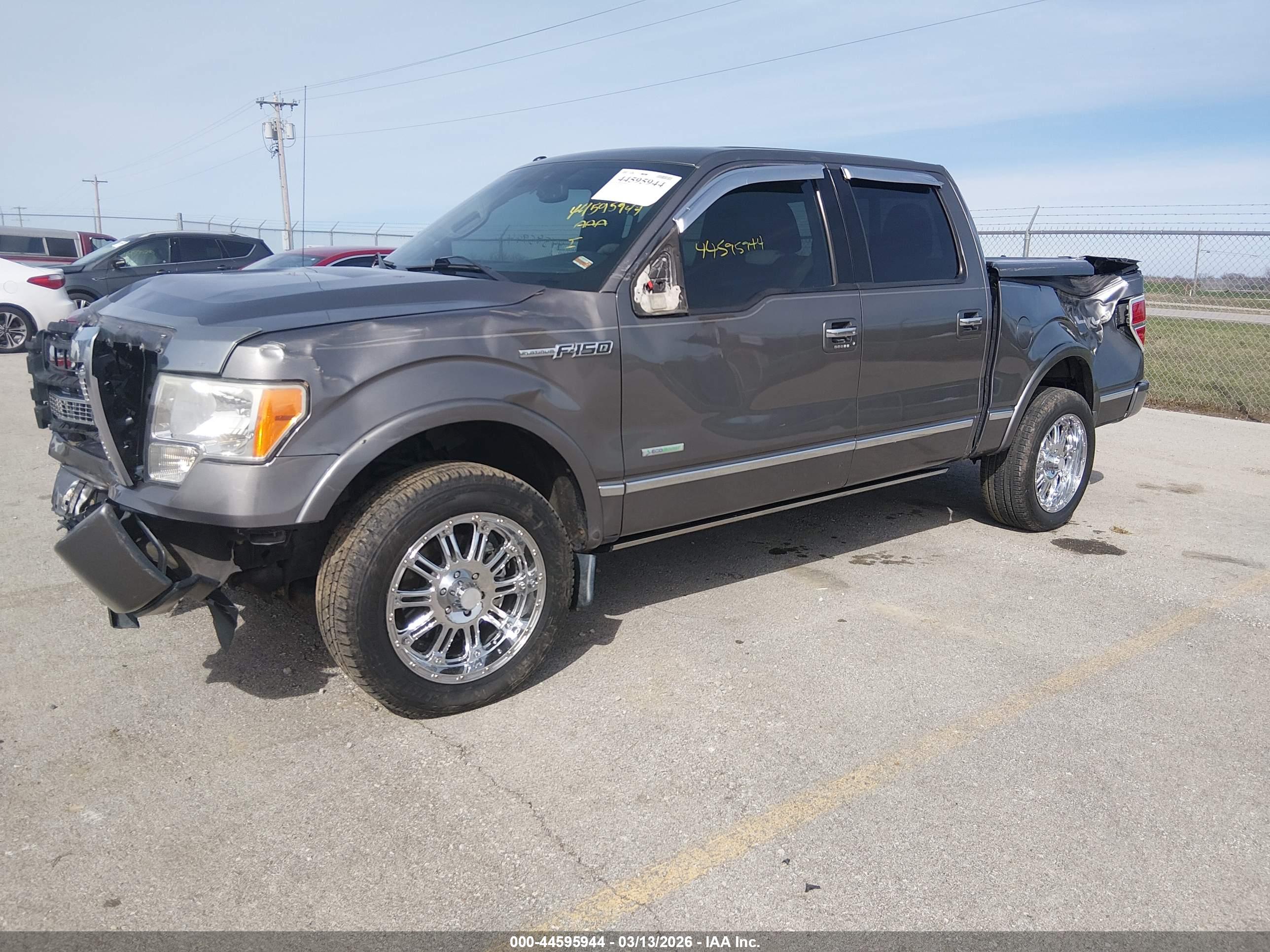 FORD F-150 image 2