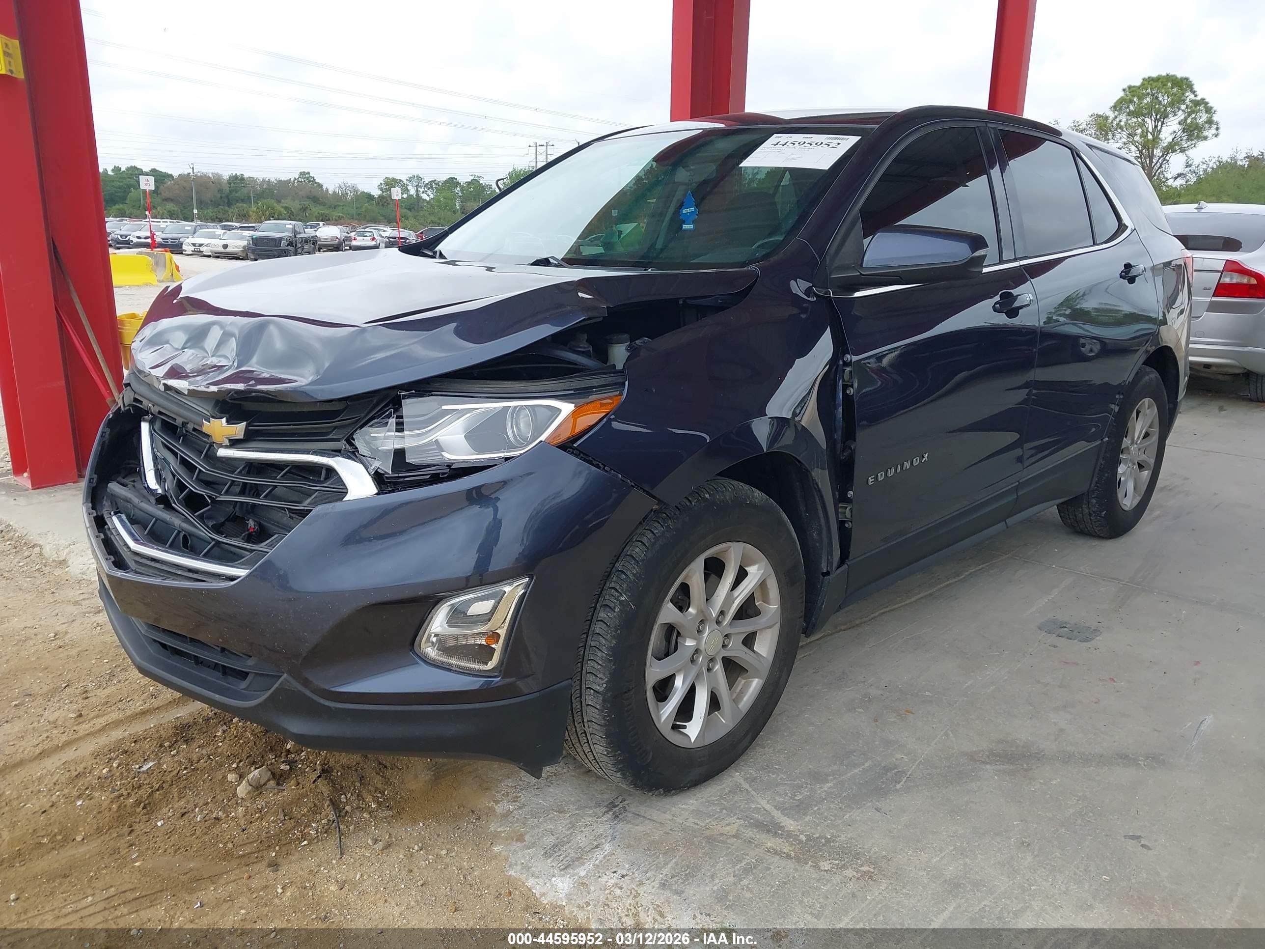 CHEVROLET EQUINOX image 2