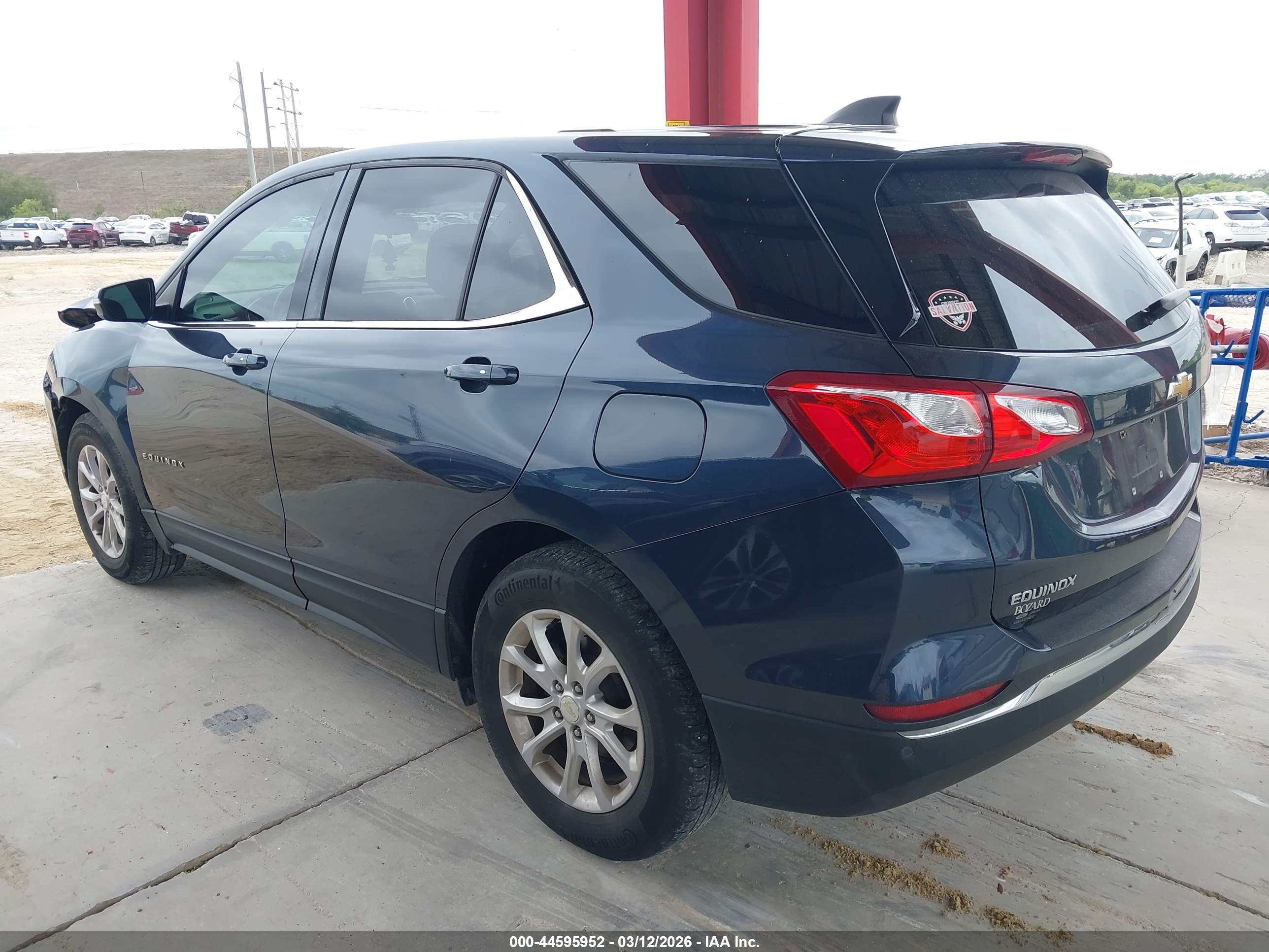 CHEVROLET EQUINOX image 3