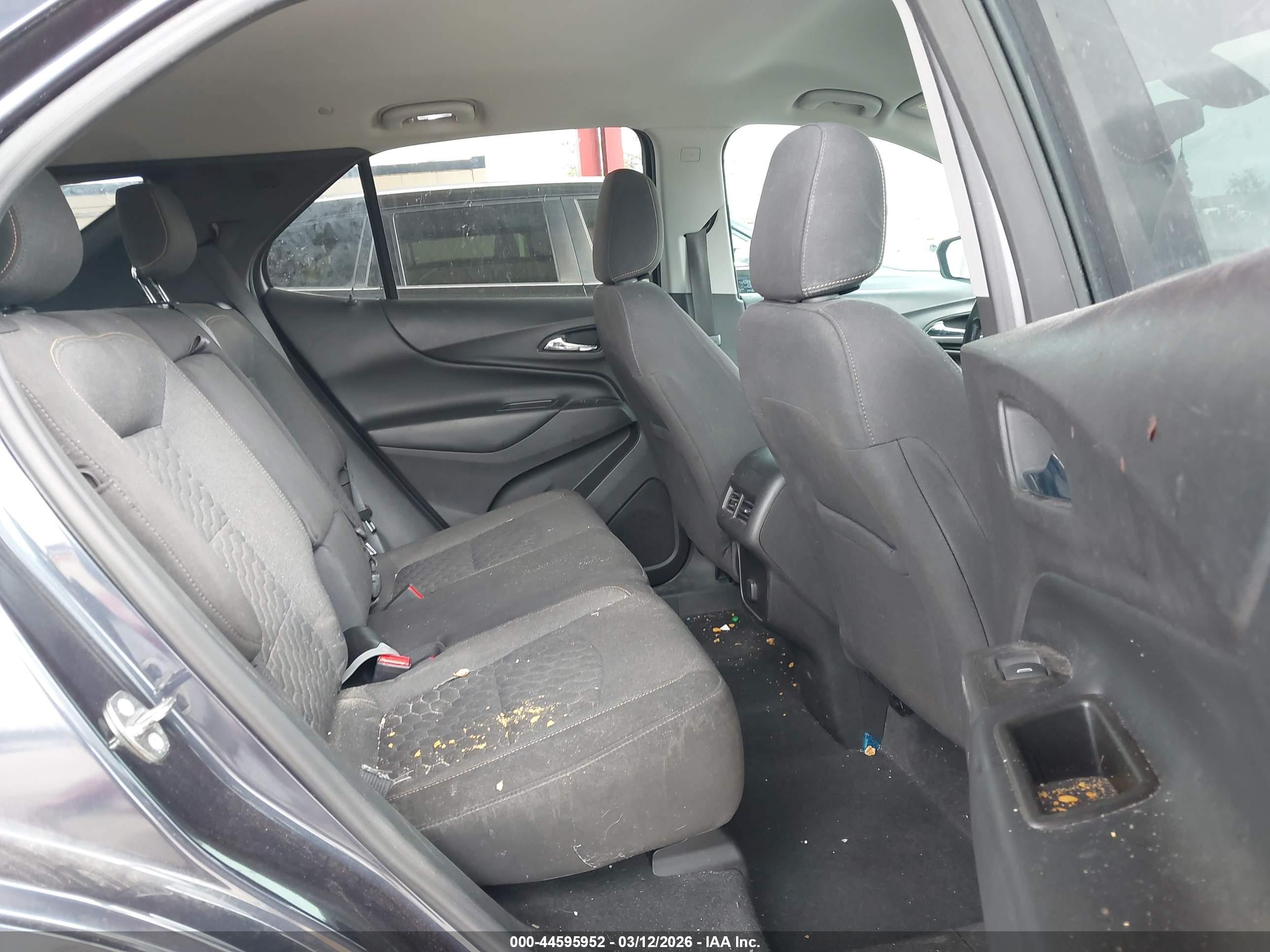 CHEVROLET EQUINOX image 8