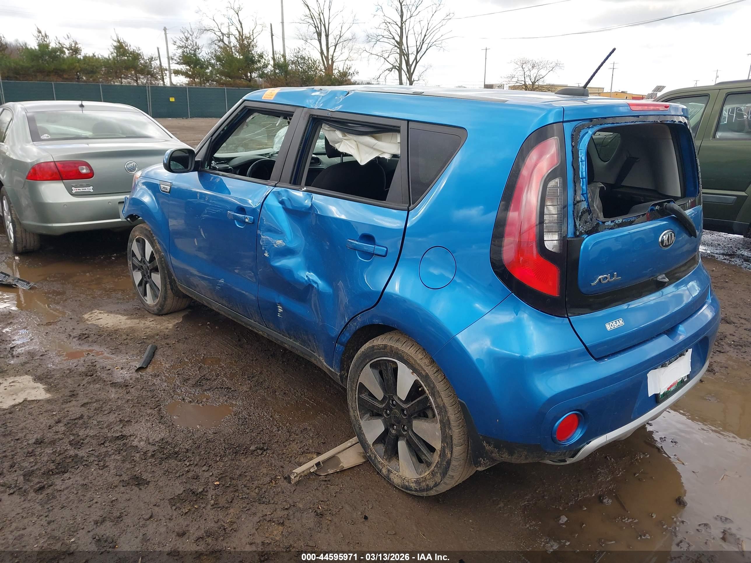 KIA SOUL image 3