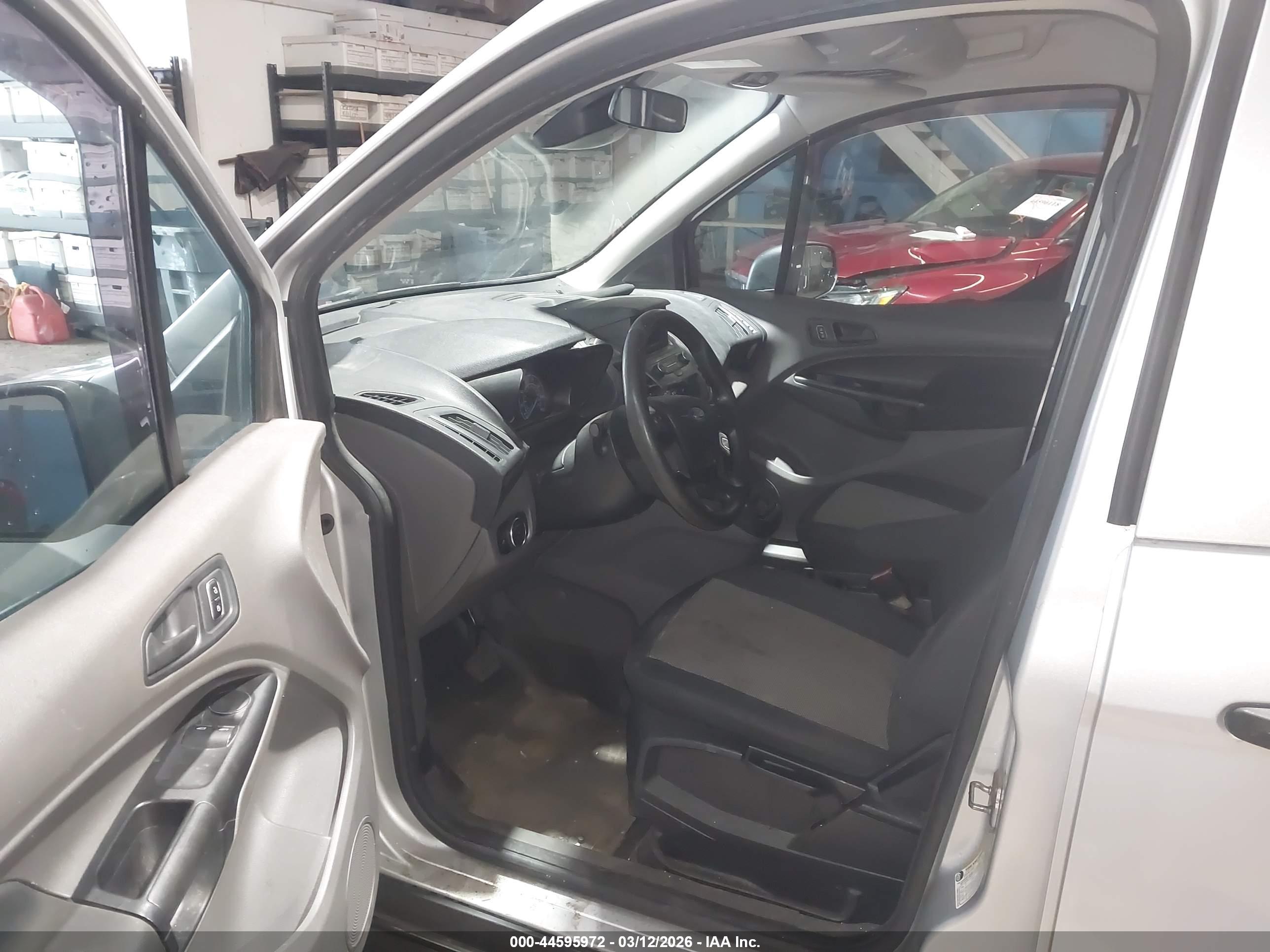FORD TRANSIT image 10