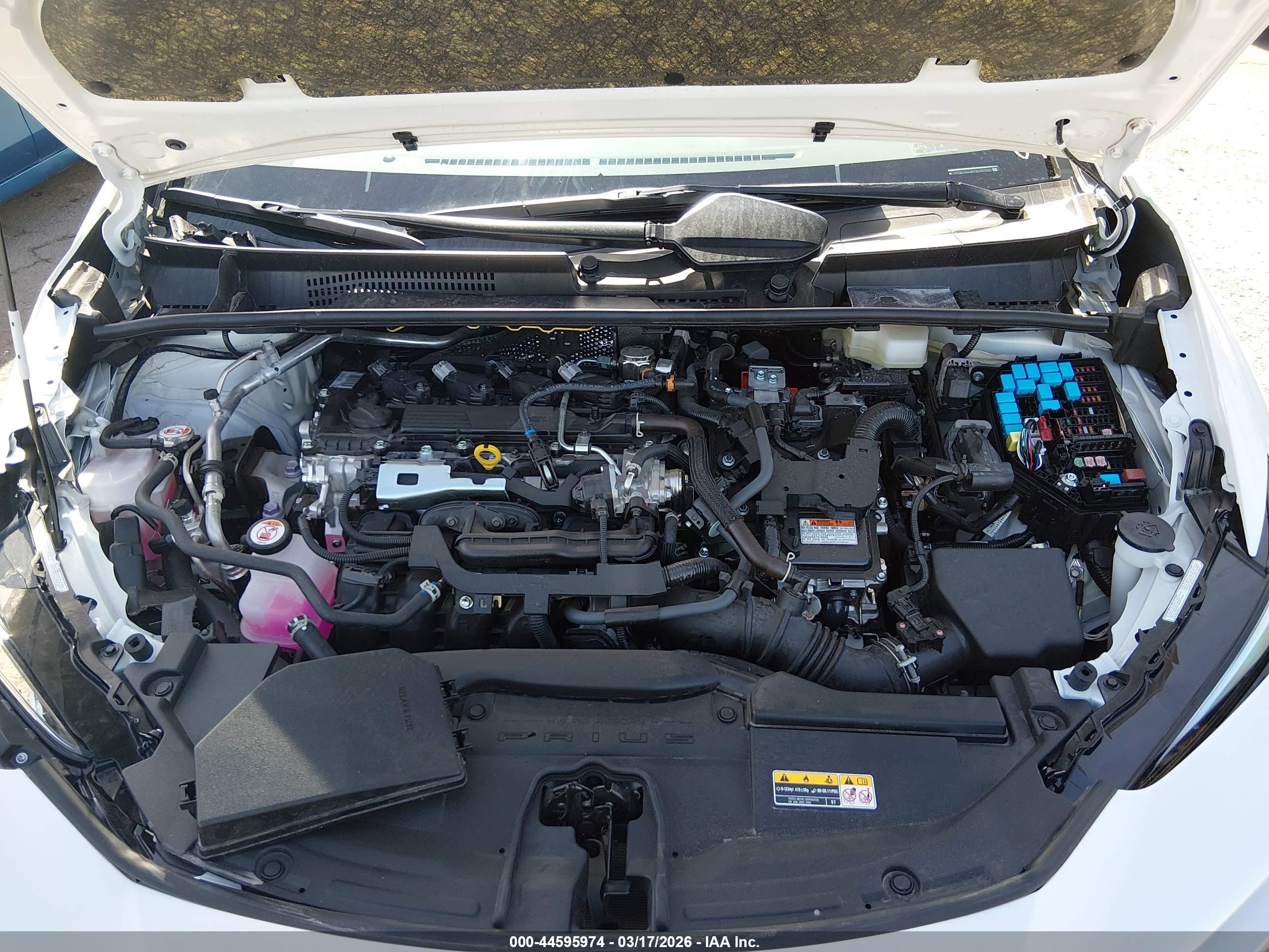 TOYOTA PRIUS image 10