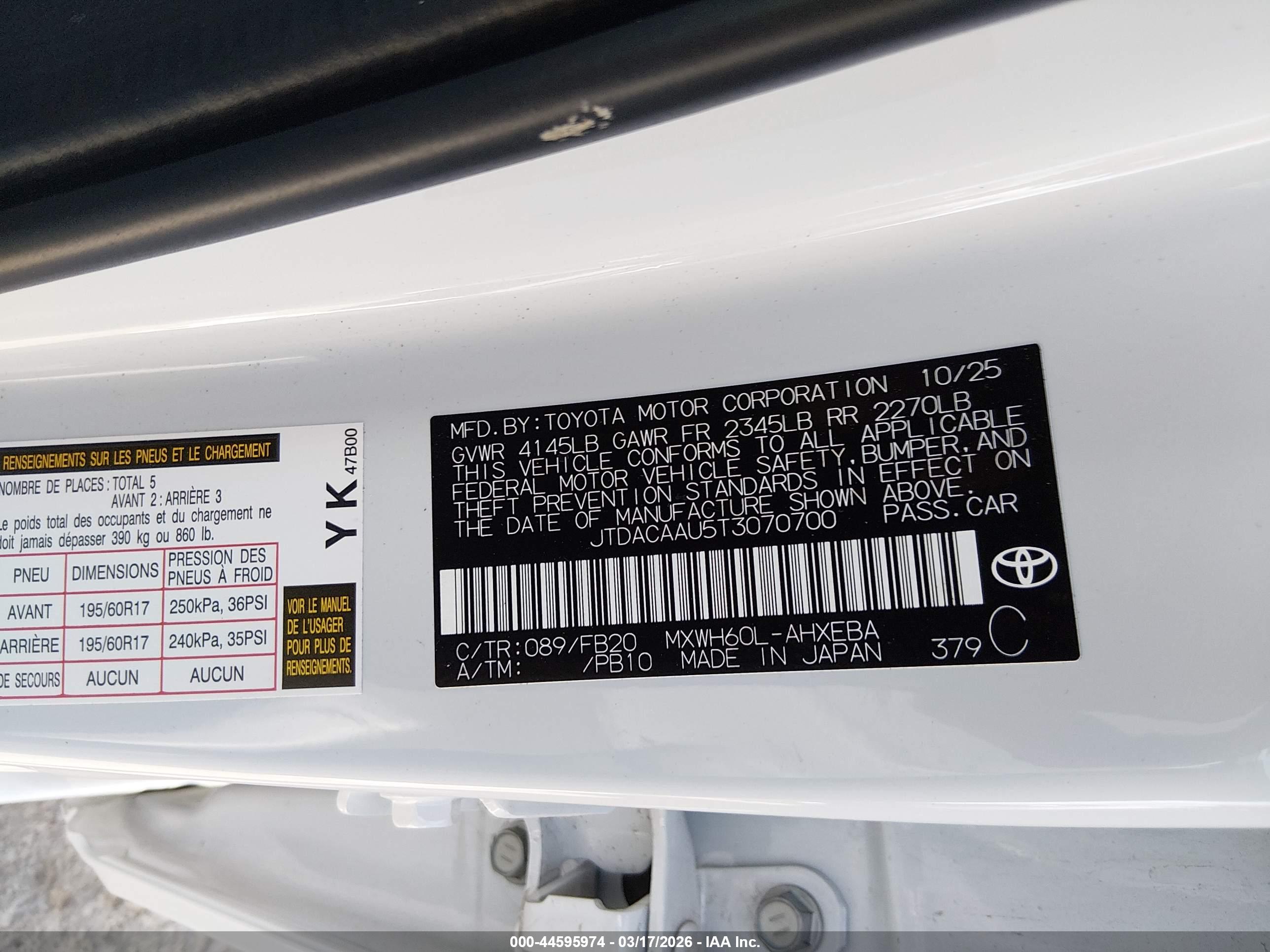TOYOTA PRIUS image 9