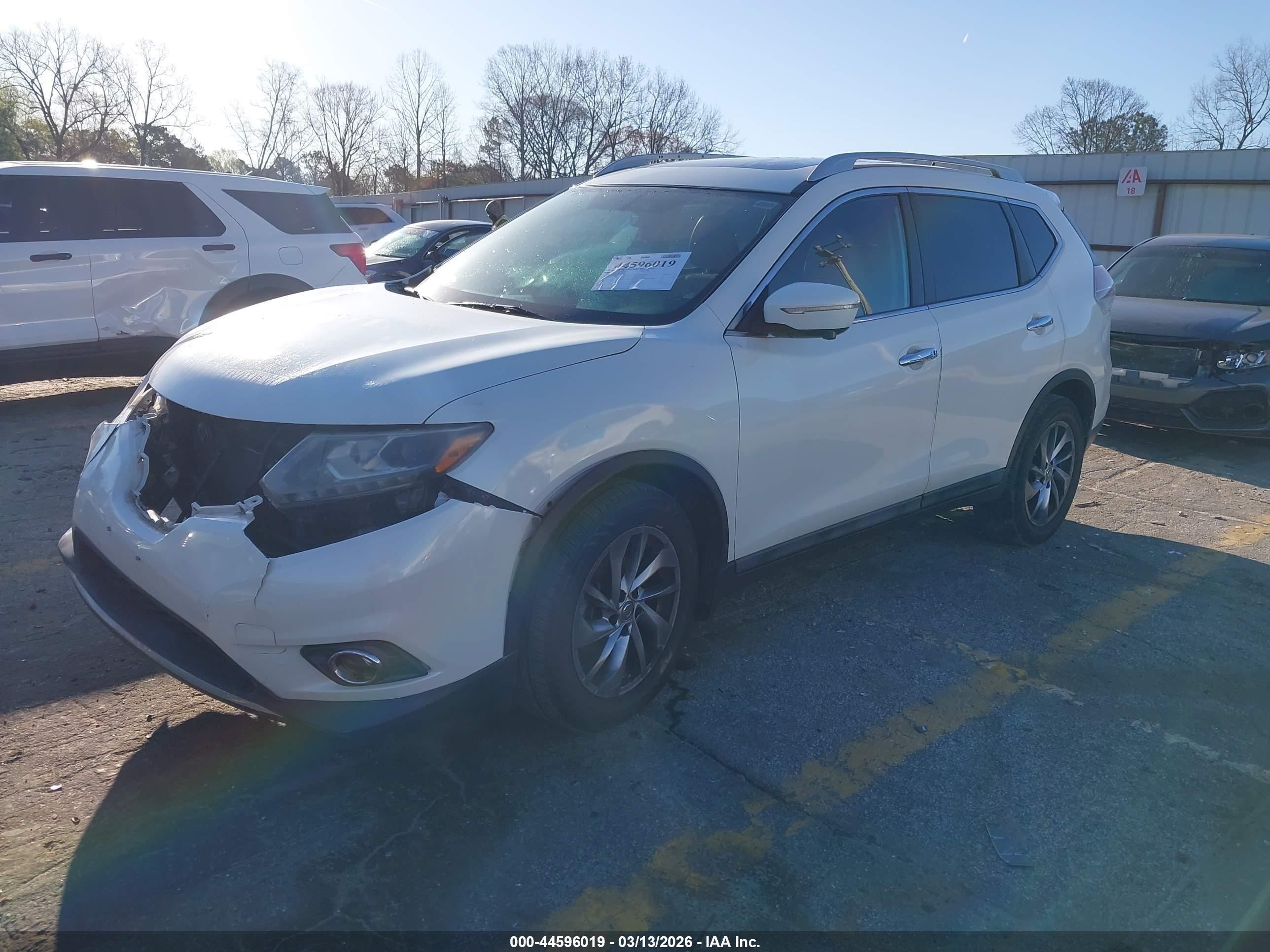 NISSAN ROGUE image 2