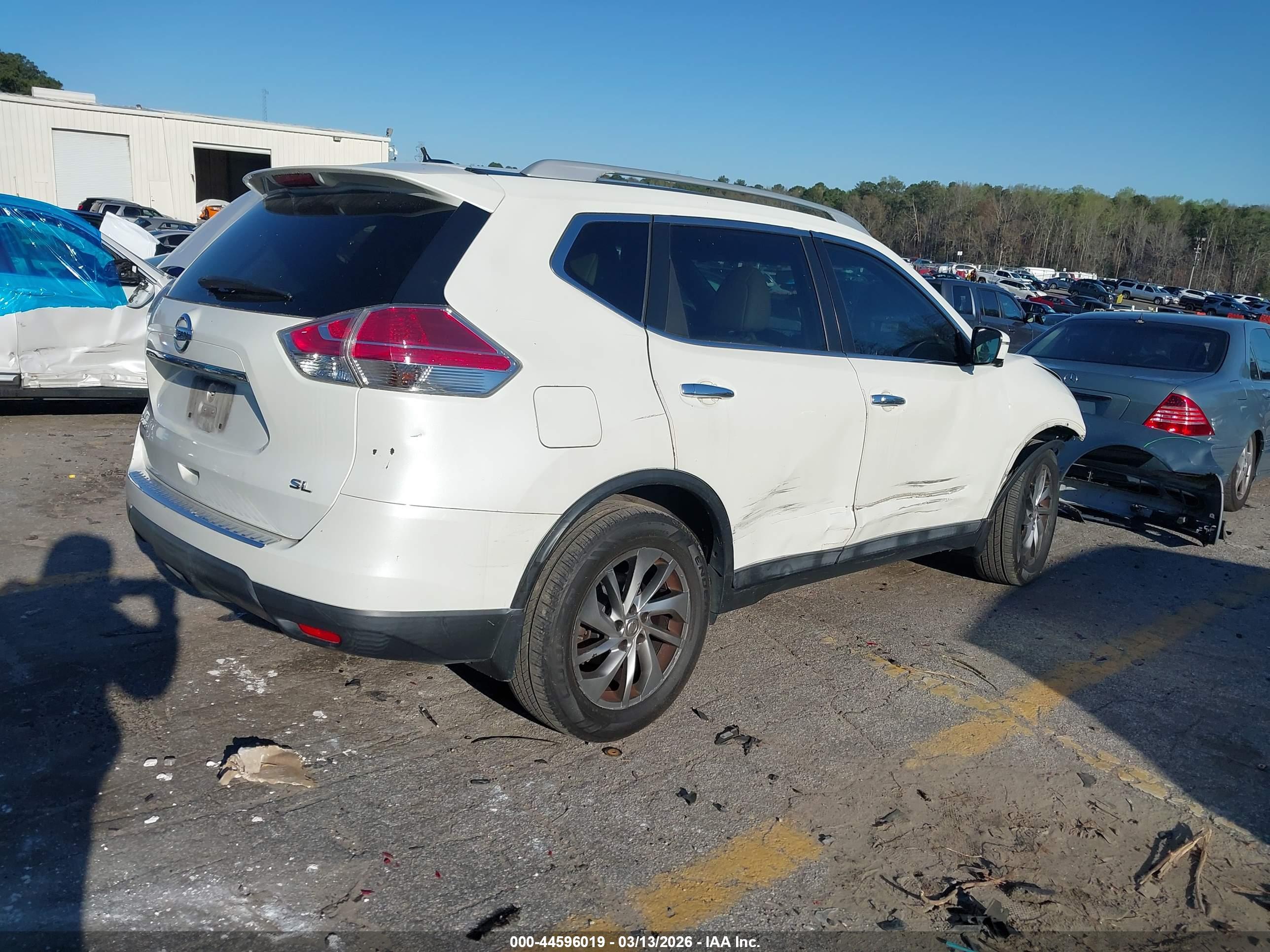 NISSAN ROGUE image 4