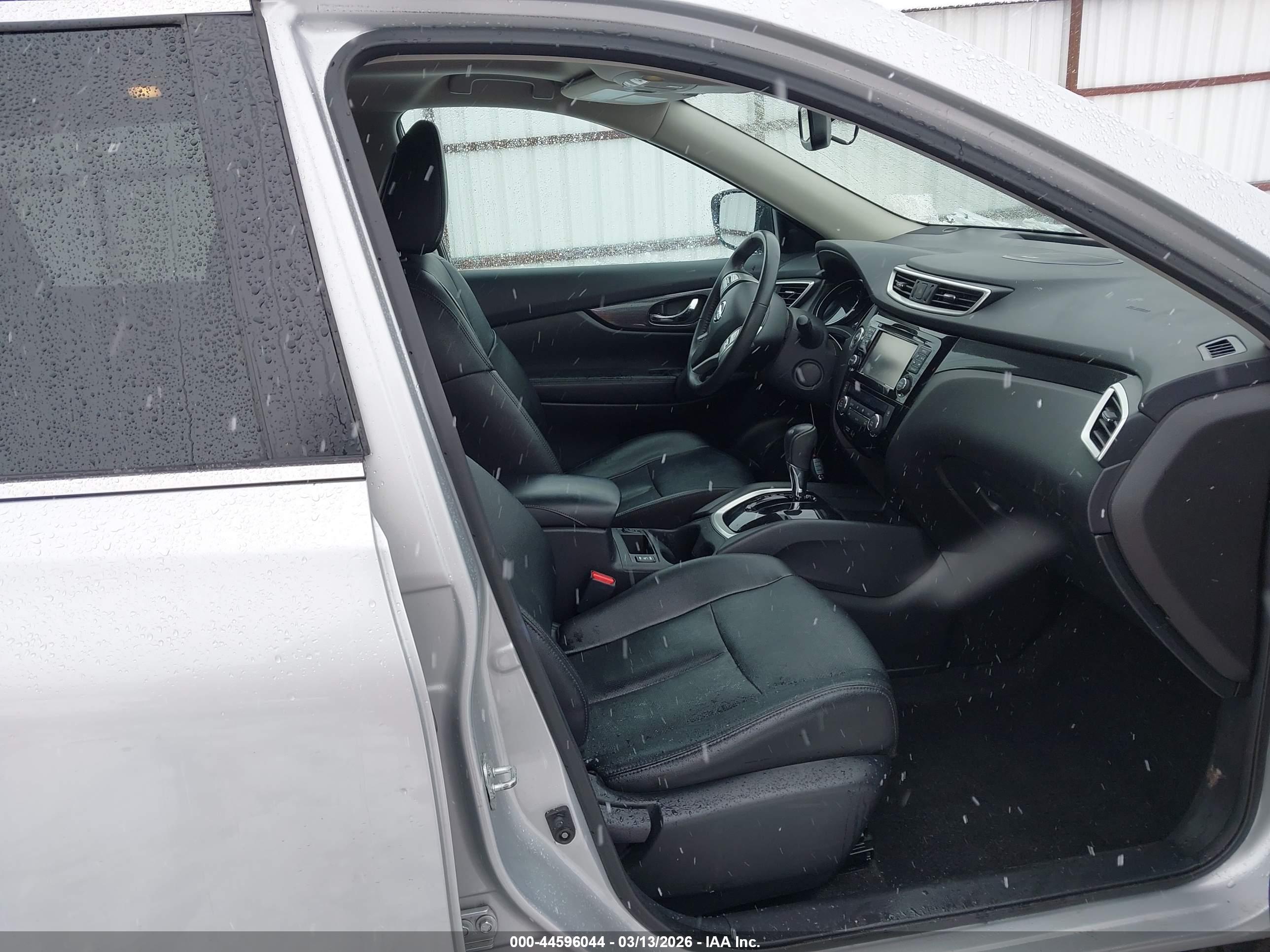 NISSAN ROGUE image 5