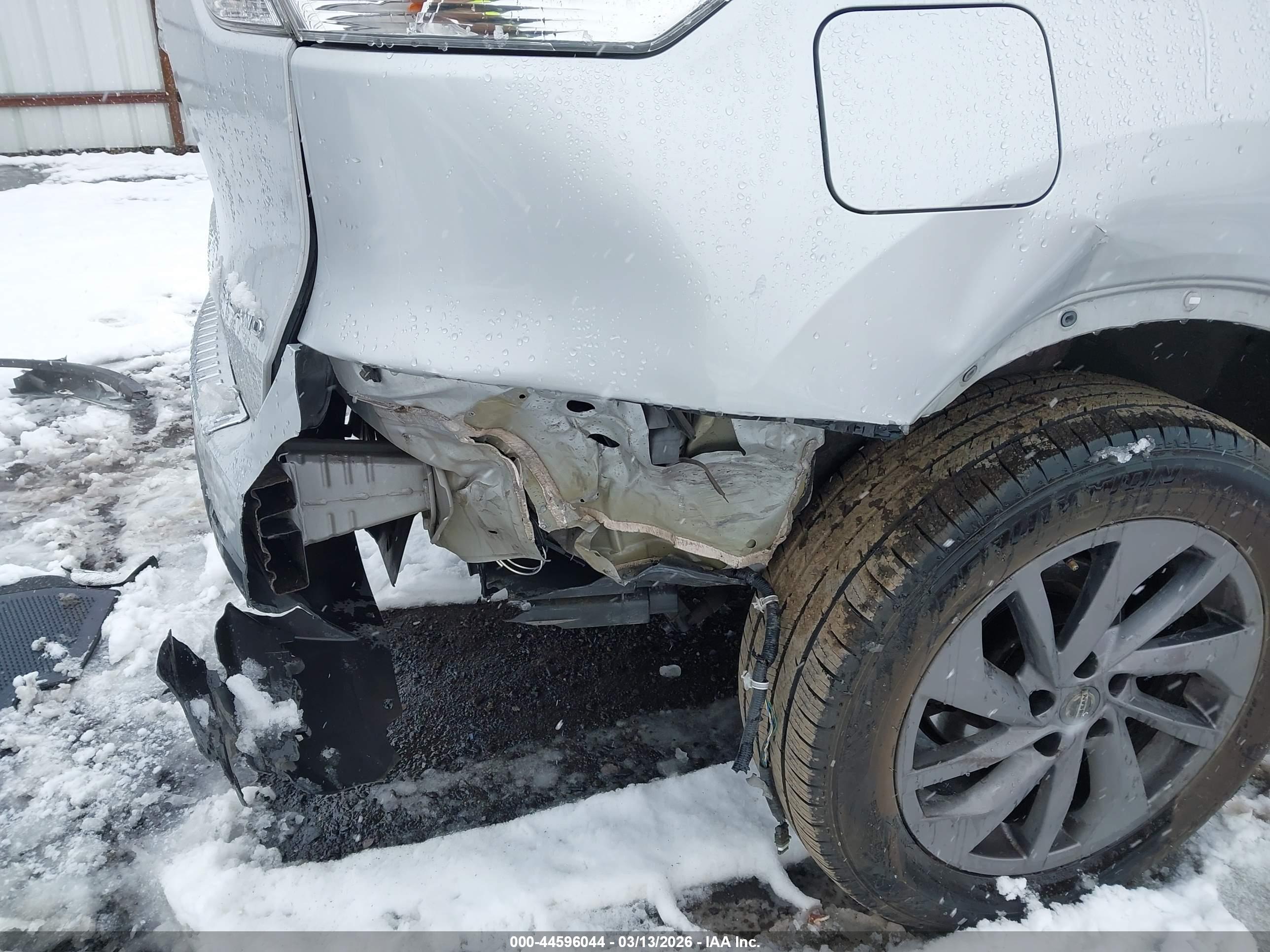 NISSAN ROGUE image 6