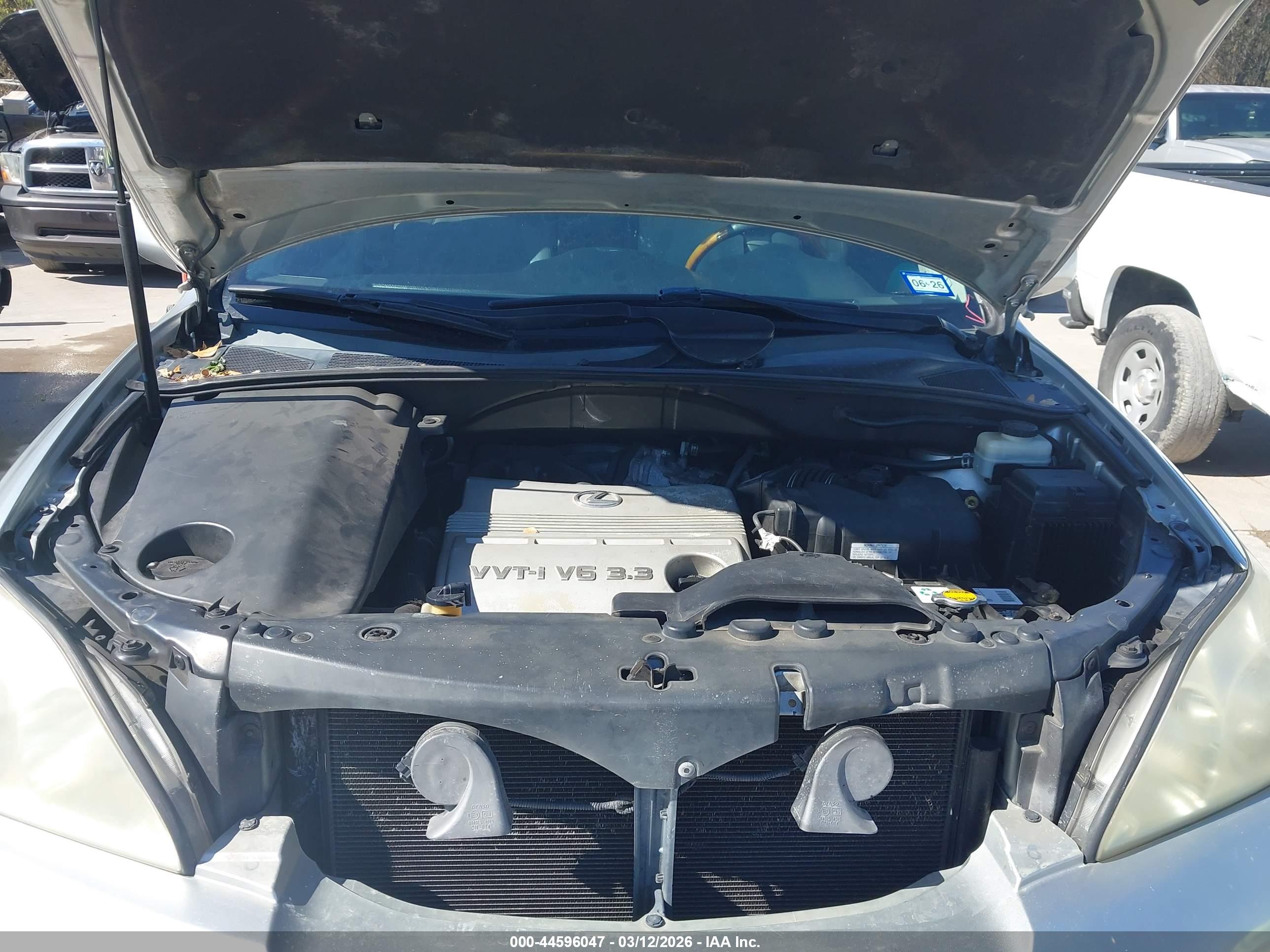 LEXUS RX image 10