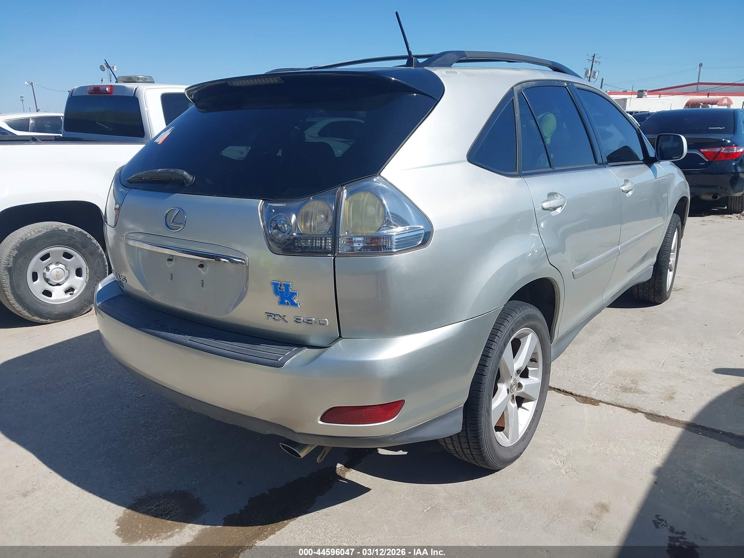 LEXUS RX image 4