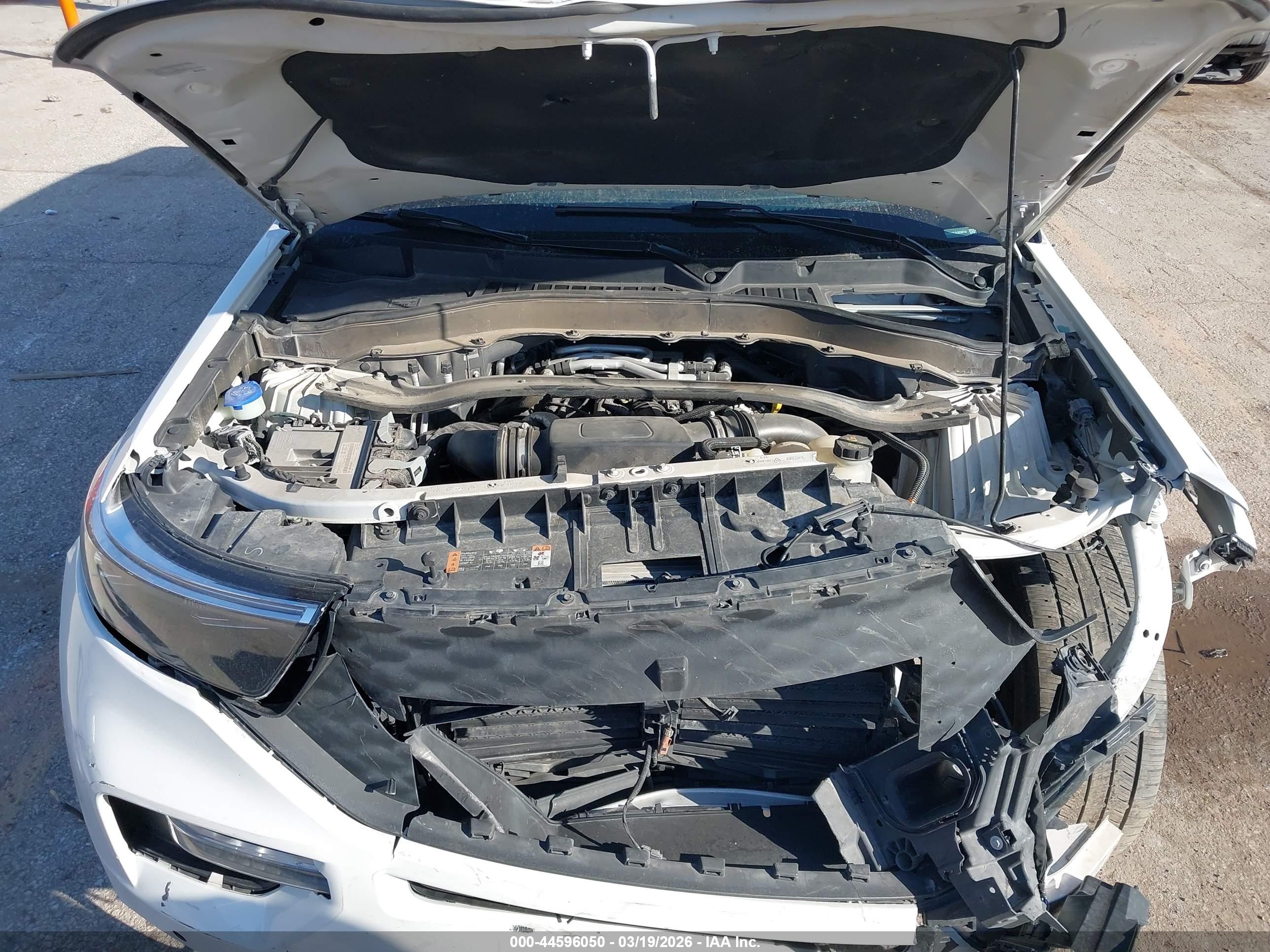 FORD EXPLORER image 10