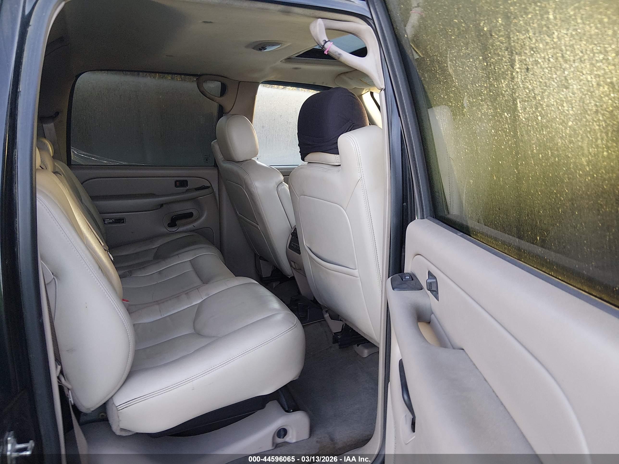 CHEVROLET AVALANCHE image 8