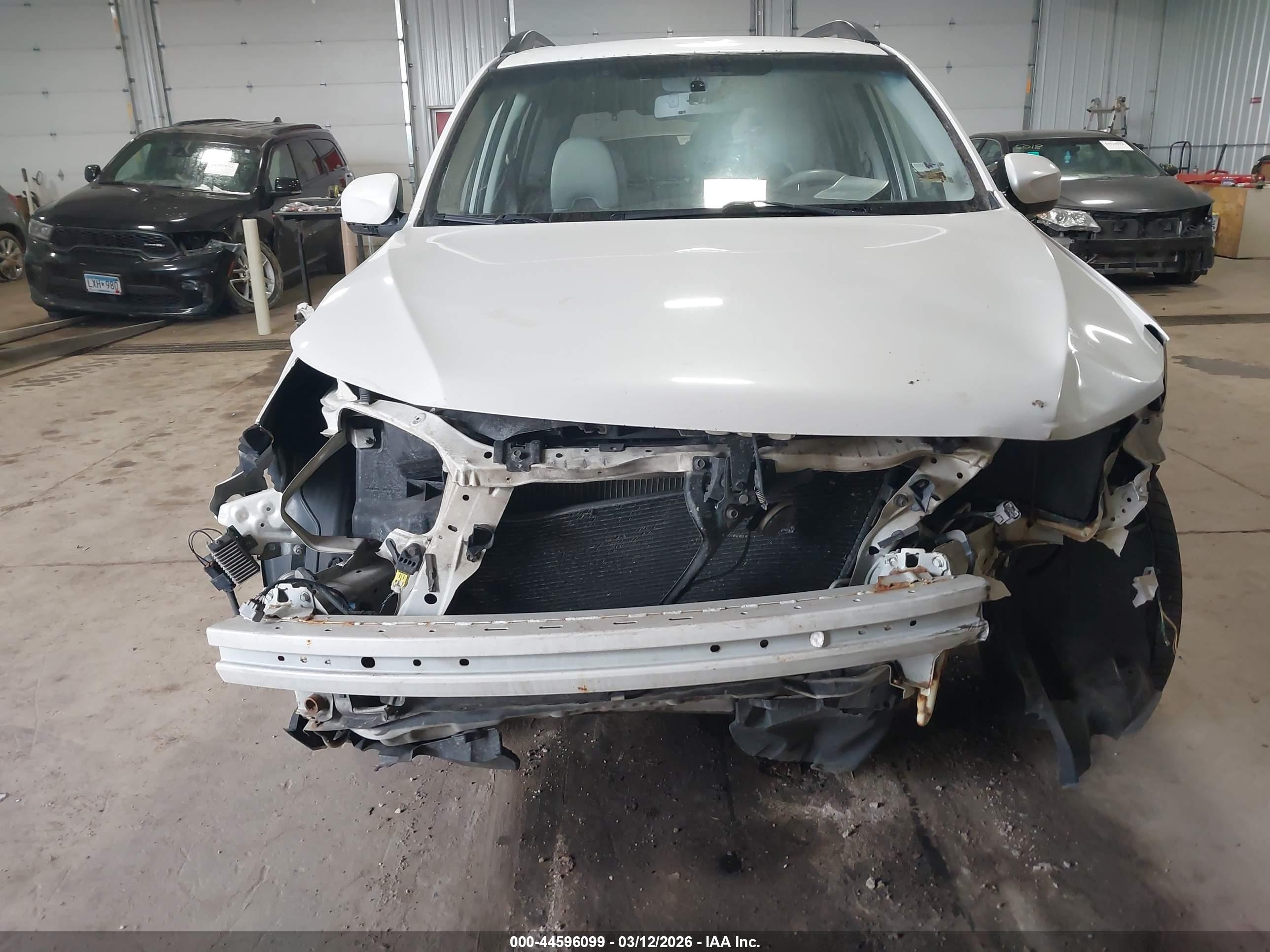 SUBARU FORESTER image 6