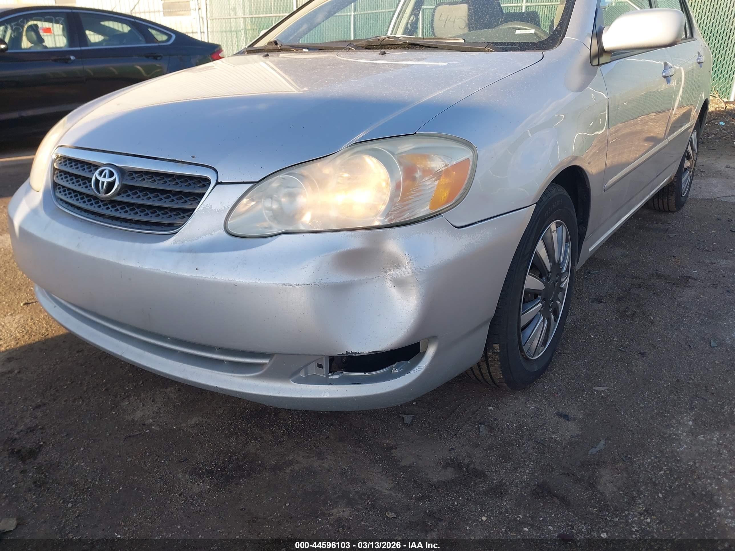 TOYOTA COROLLA image 6