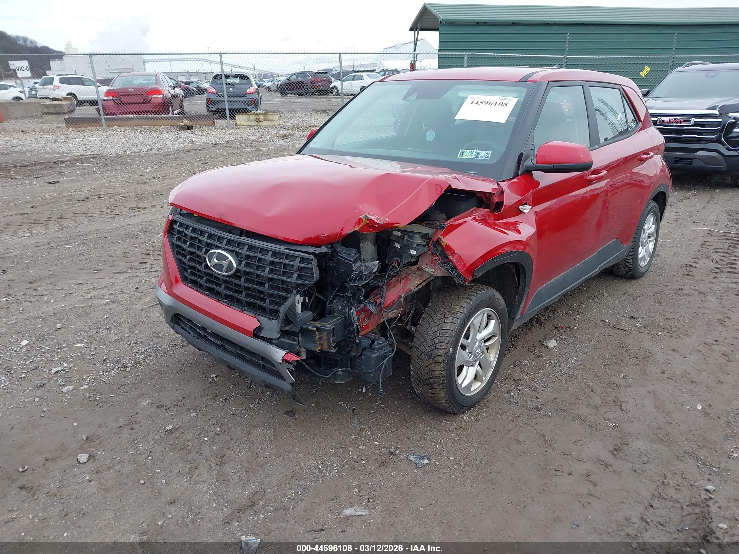 HYUNDAI VENUE image 6
