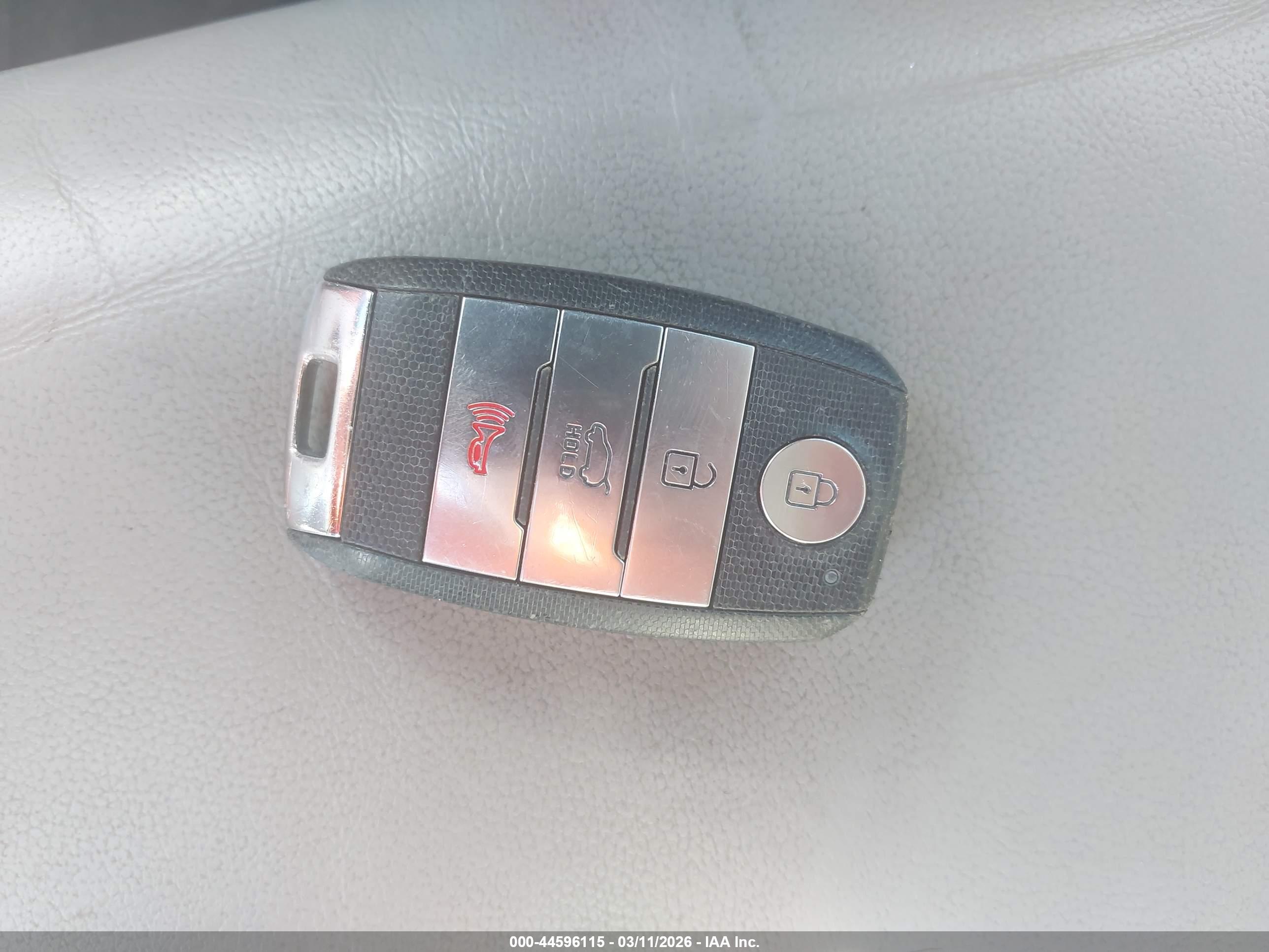 KIA SPORTAGE image 11
