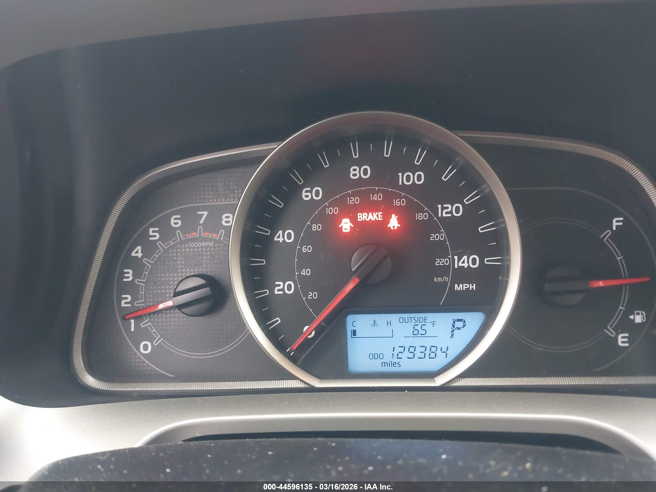 TOYOTA RAV4 image 7