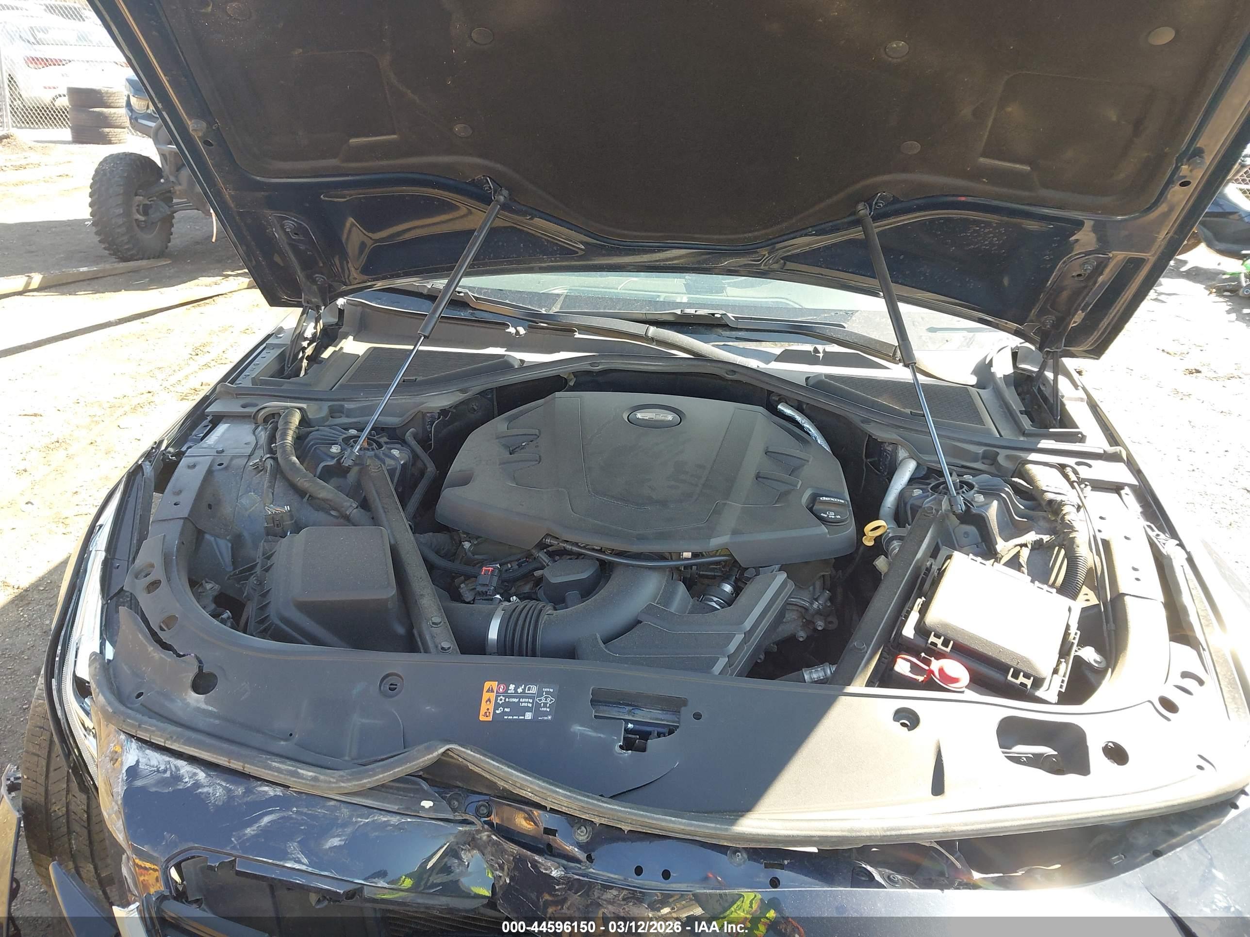 CADILLAC CT6 image 10