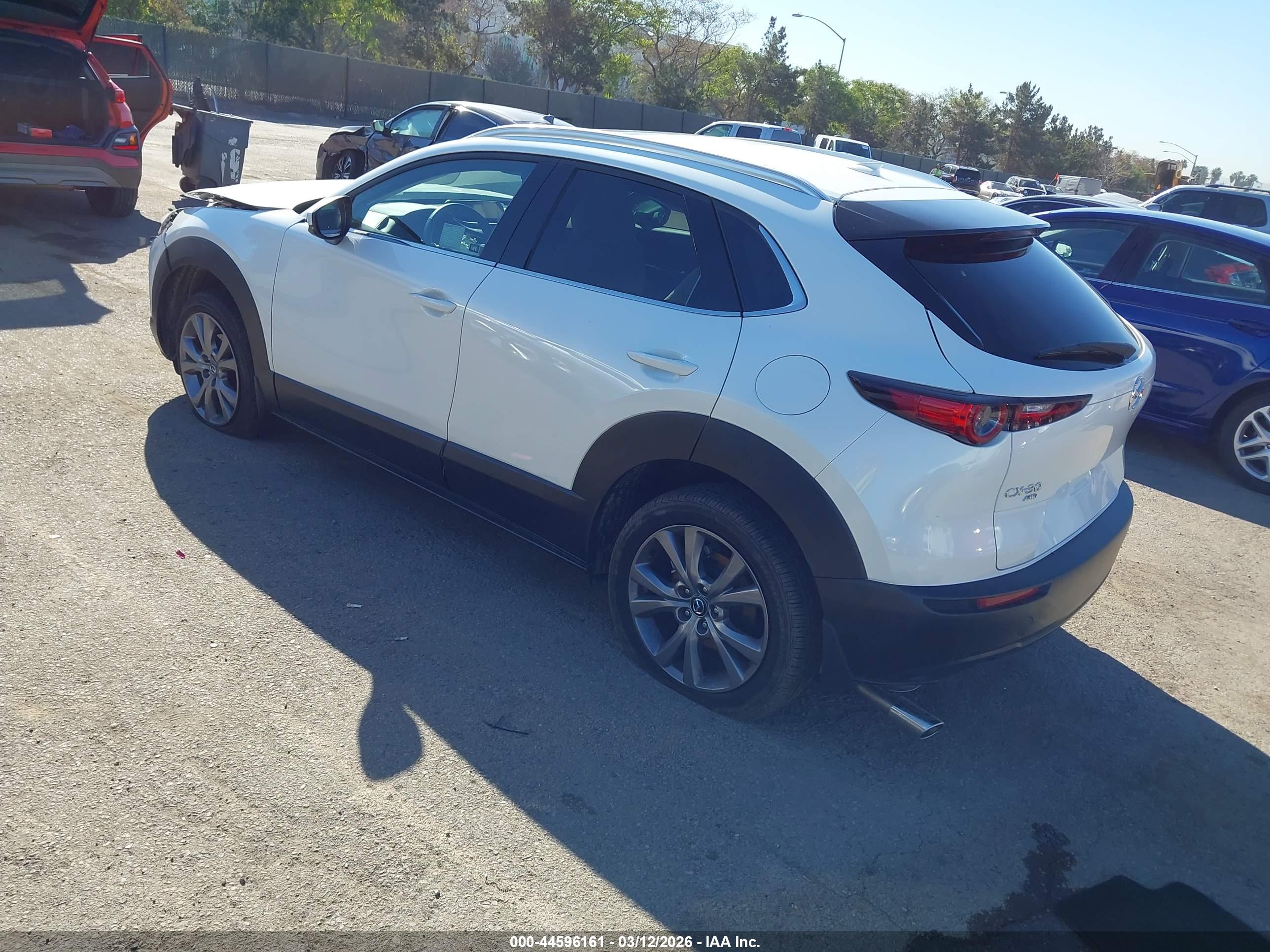 MAZDA CX-30 image 3