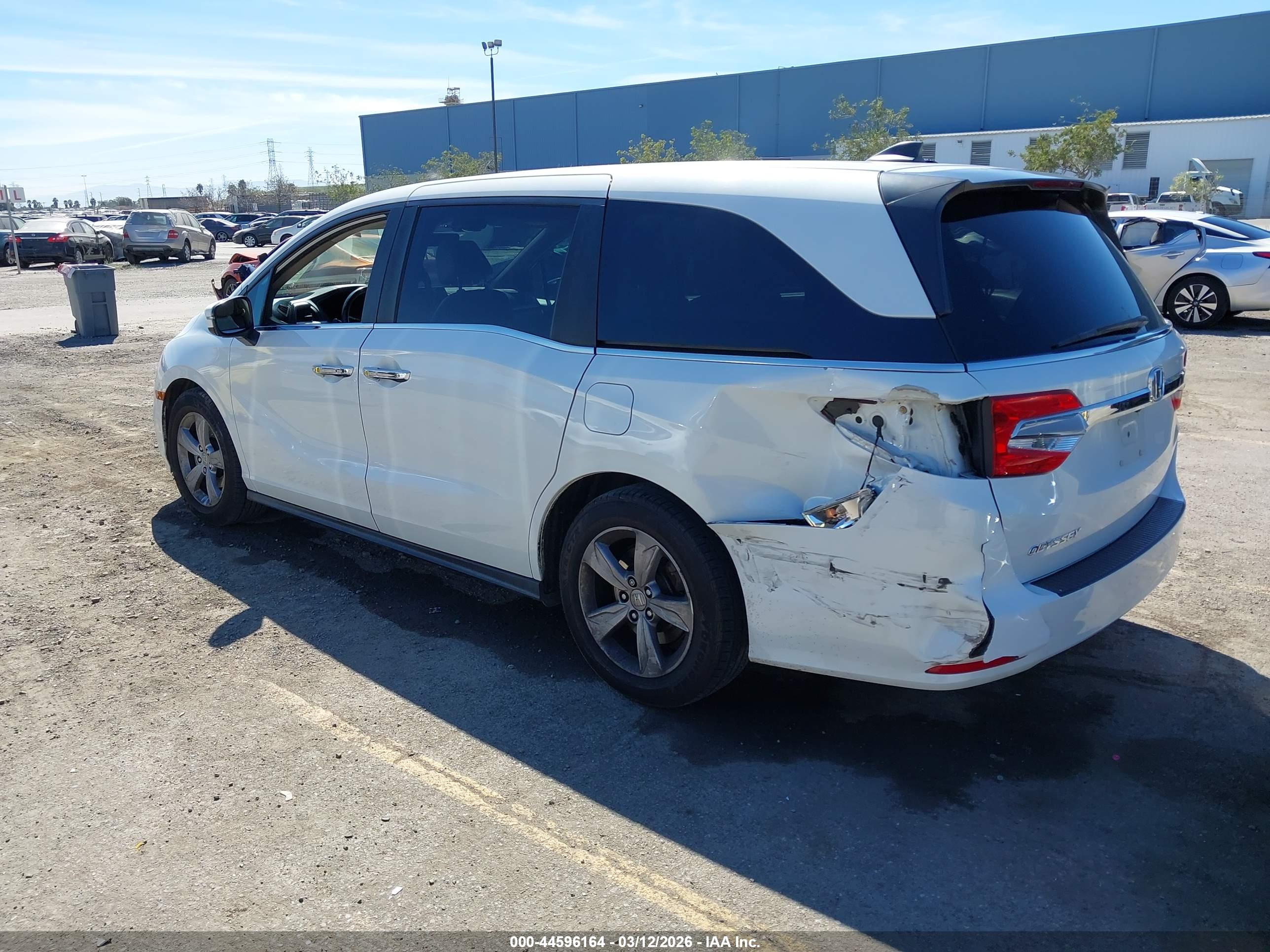 HONDA ODYSSEY image 3