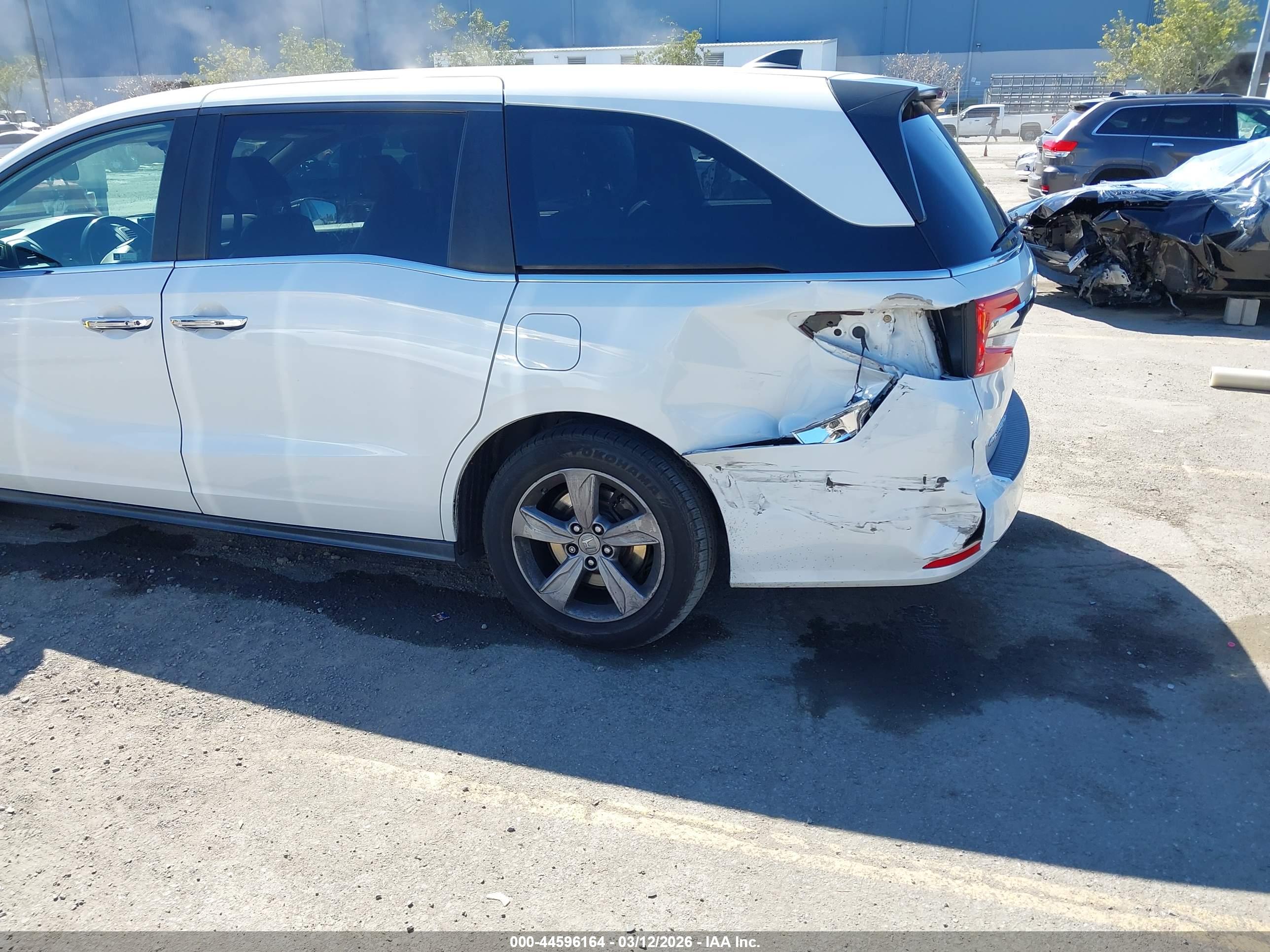 HONDA ODYSSEY image 6