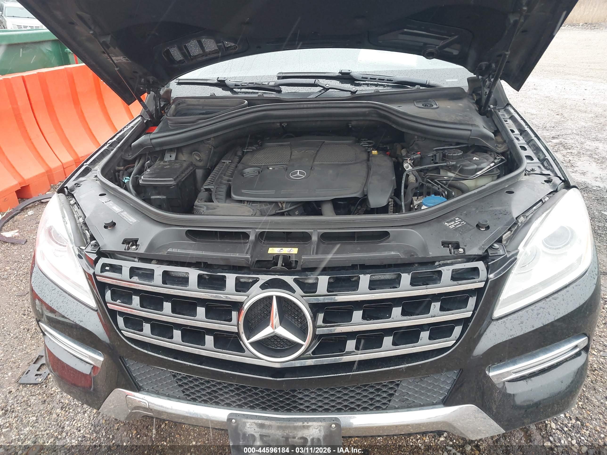 MERCEDES-BENZ ML image 10