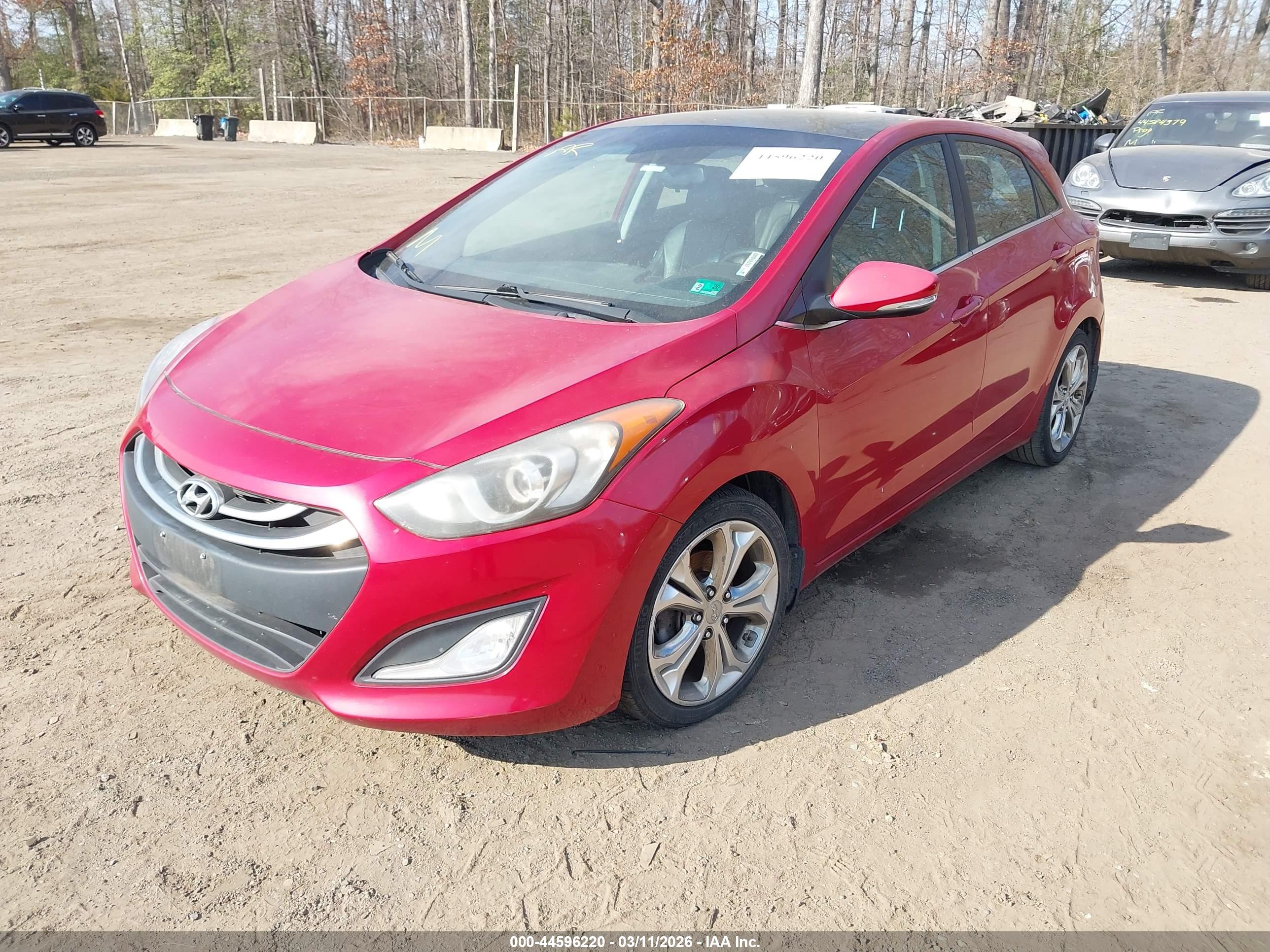 HYUNDAI ELANTRA image 2