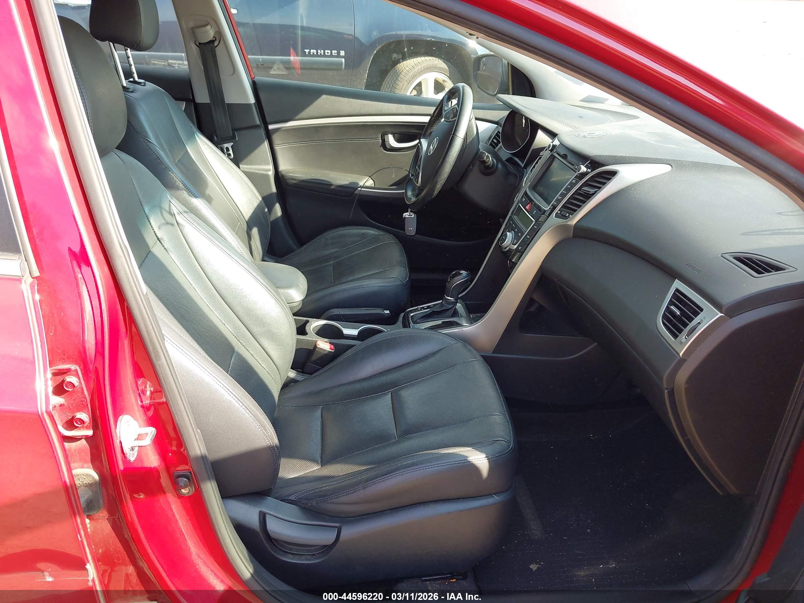 HYUNDAI ELANTRA image 5