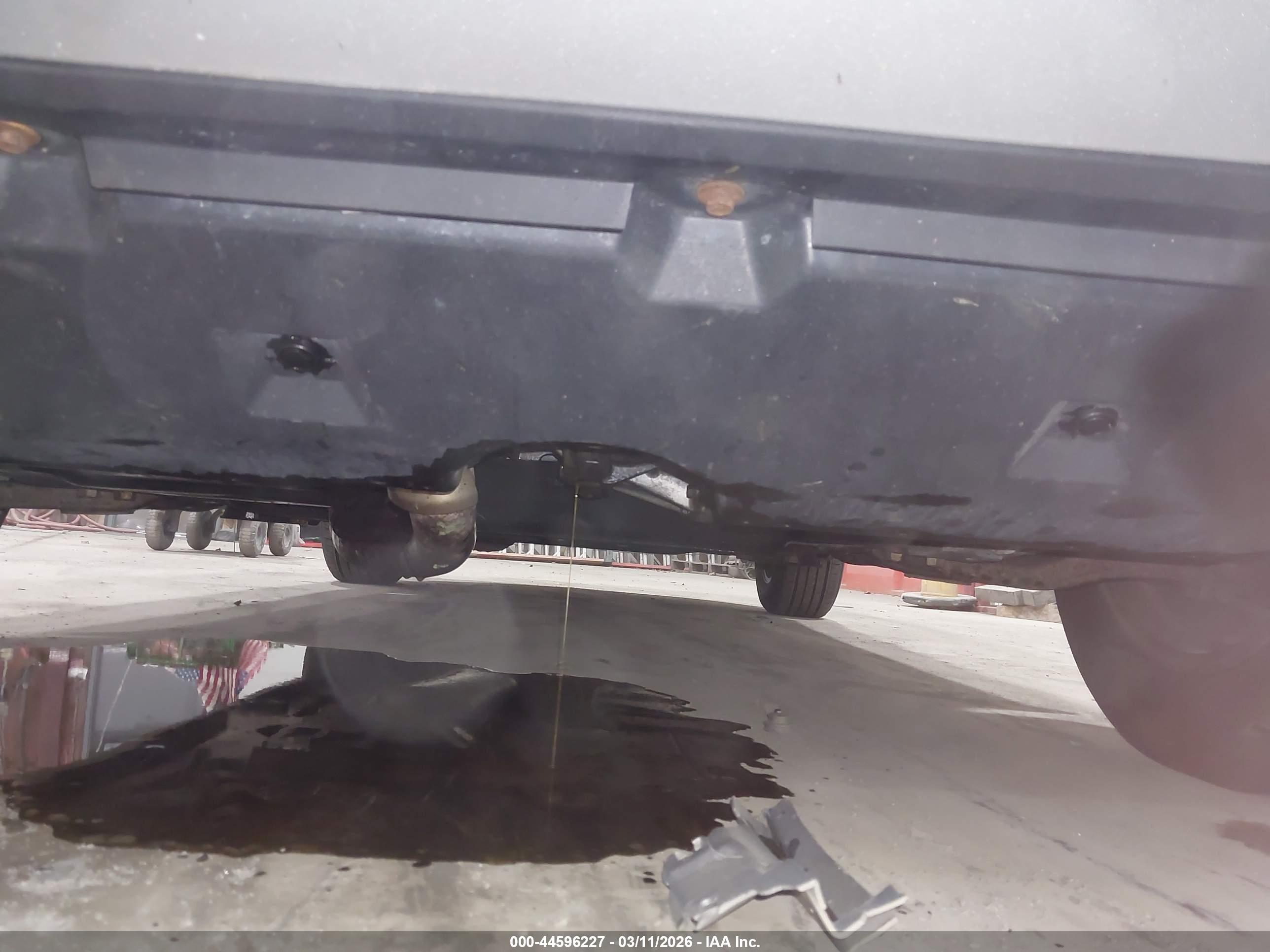 TOYOTA RAV4 image 6