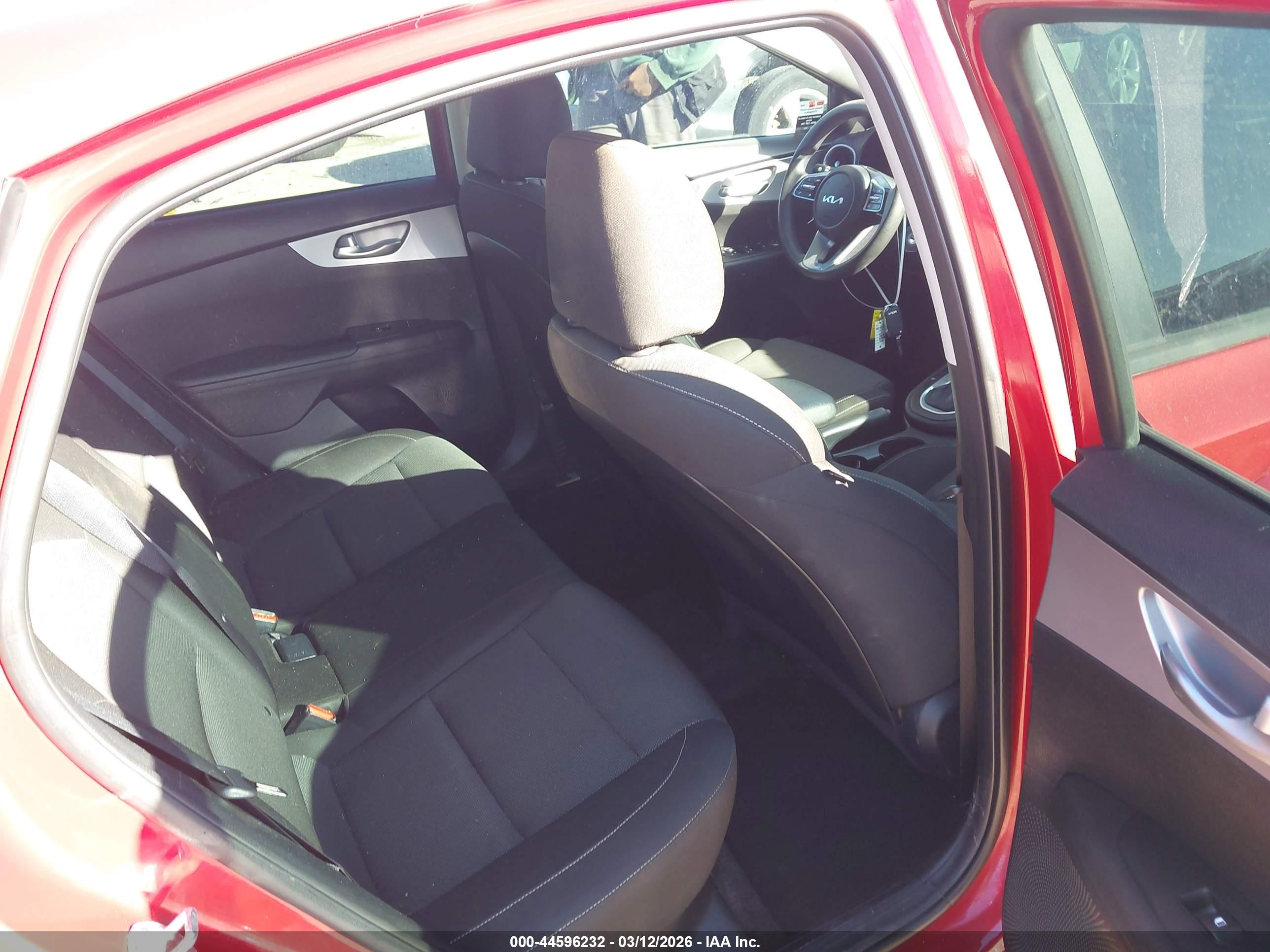 KIA FORTE image 8