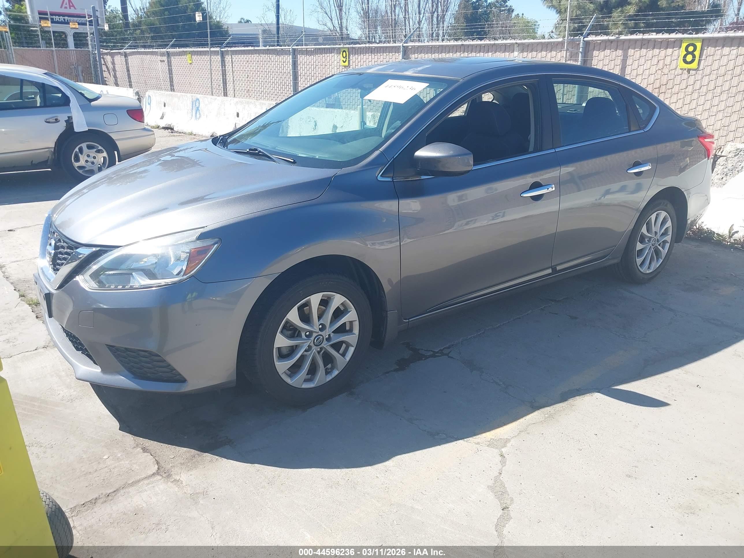 NISSAN SENTRA image 2