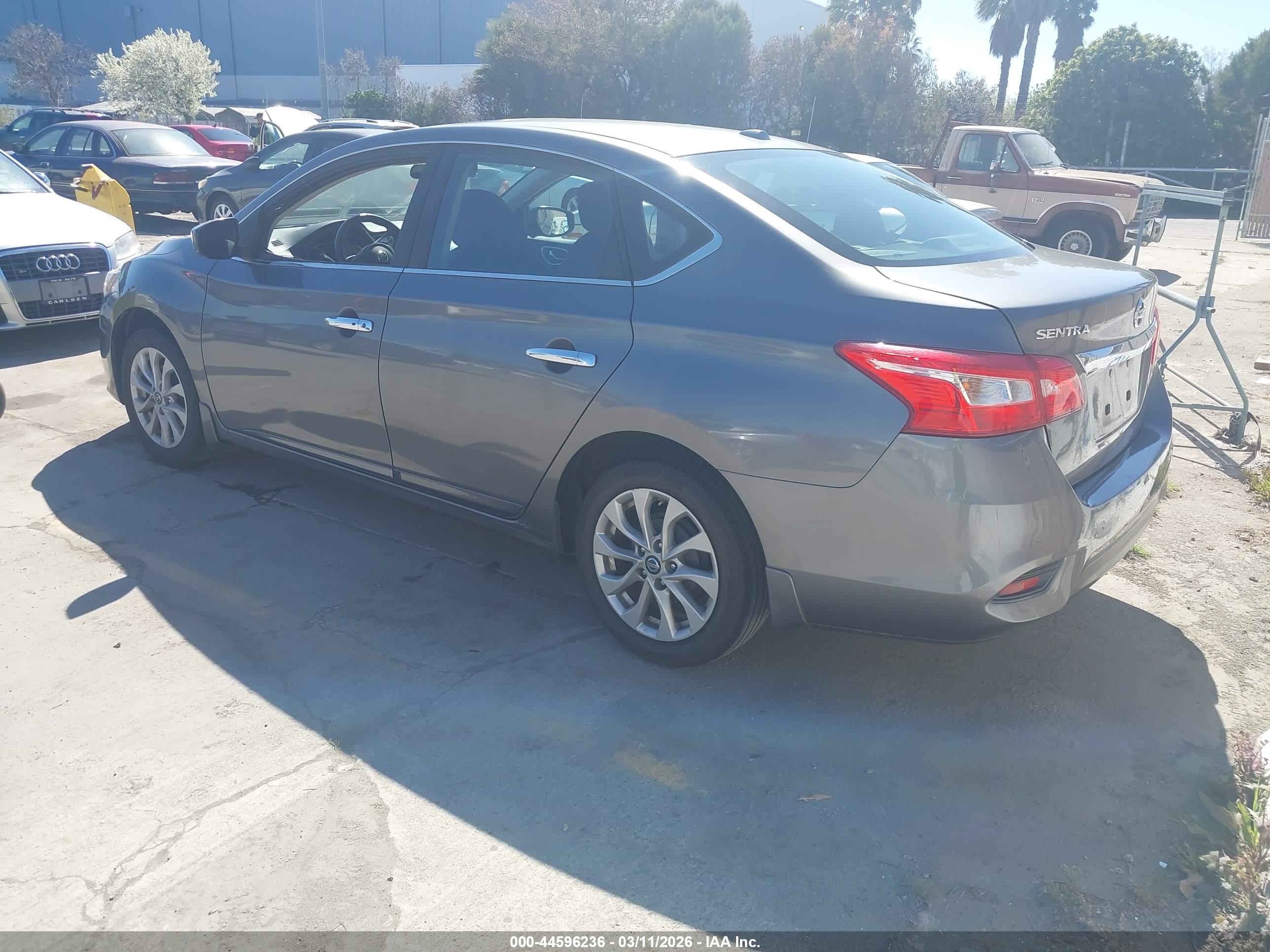 NISSAN SENTRA image 3