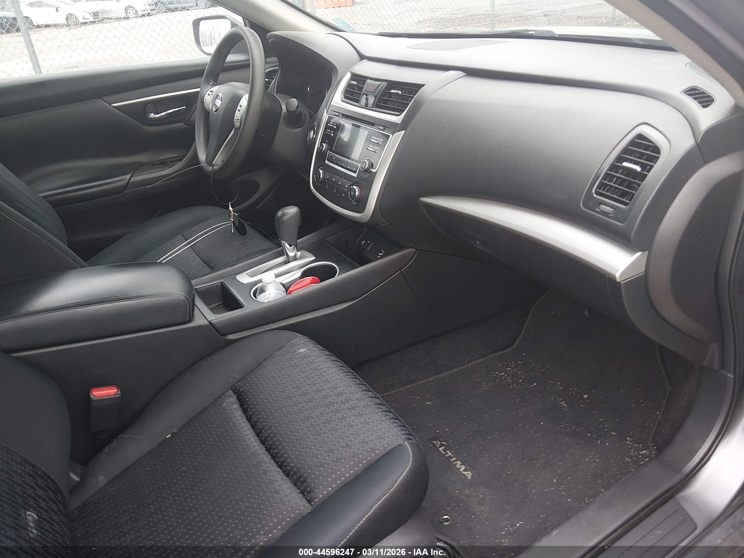 NISSAN ALTIMA image 5