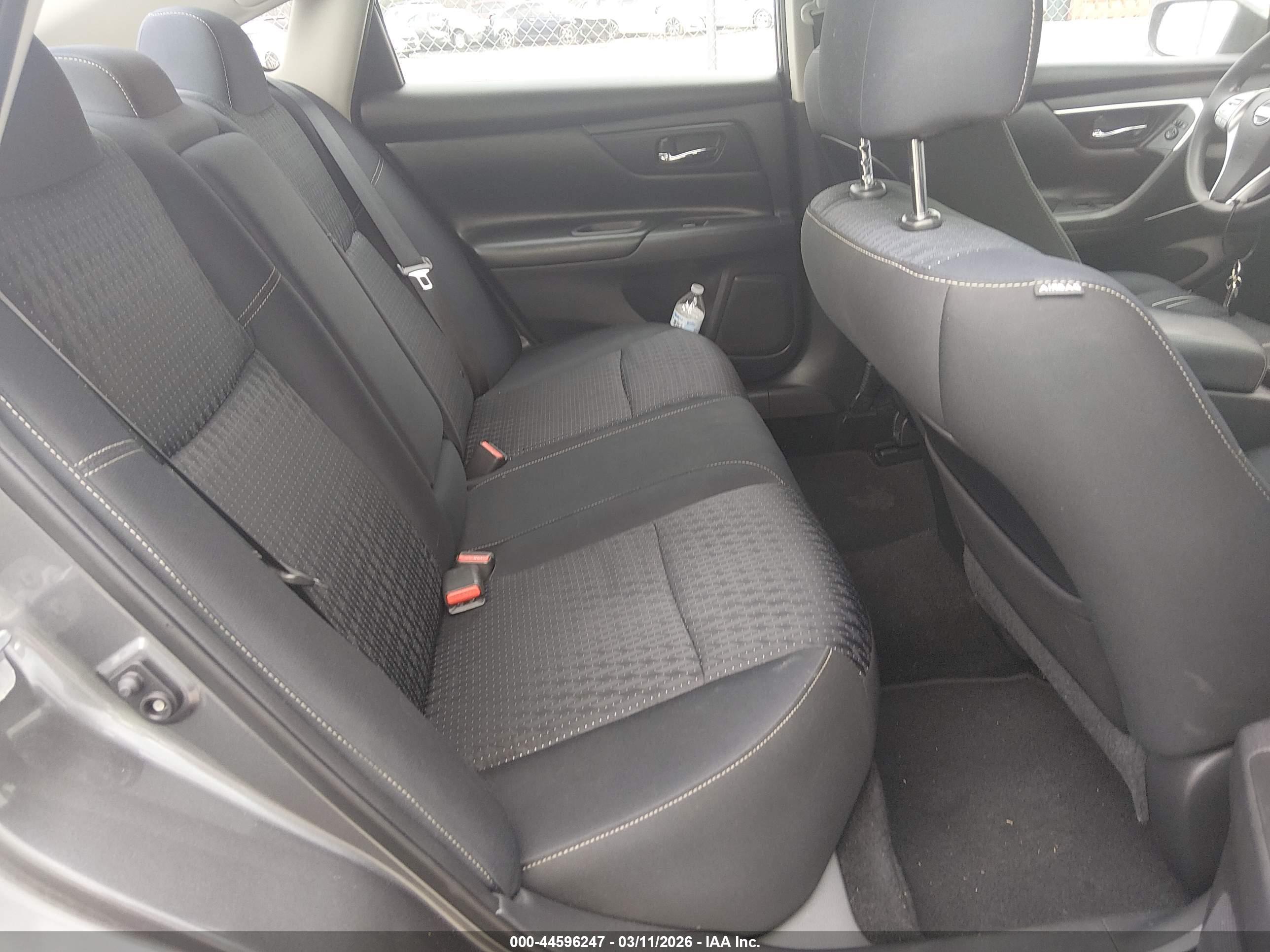 NISSAN ALTIMA image 8