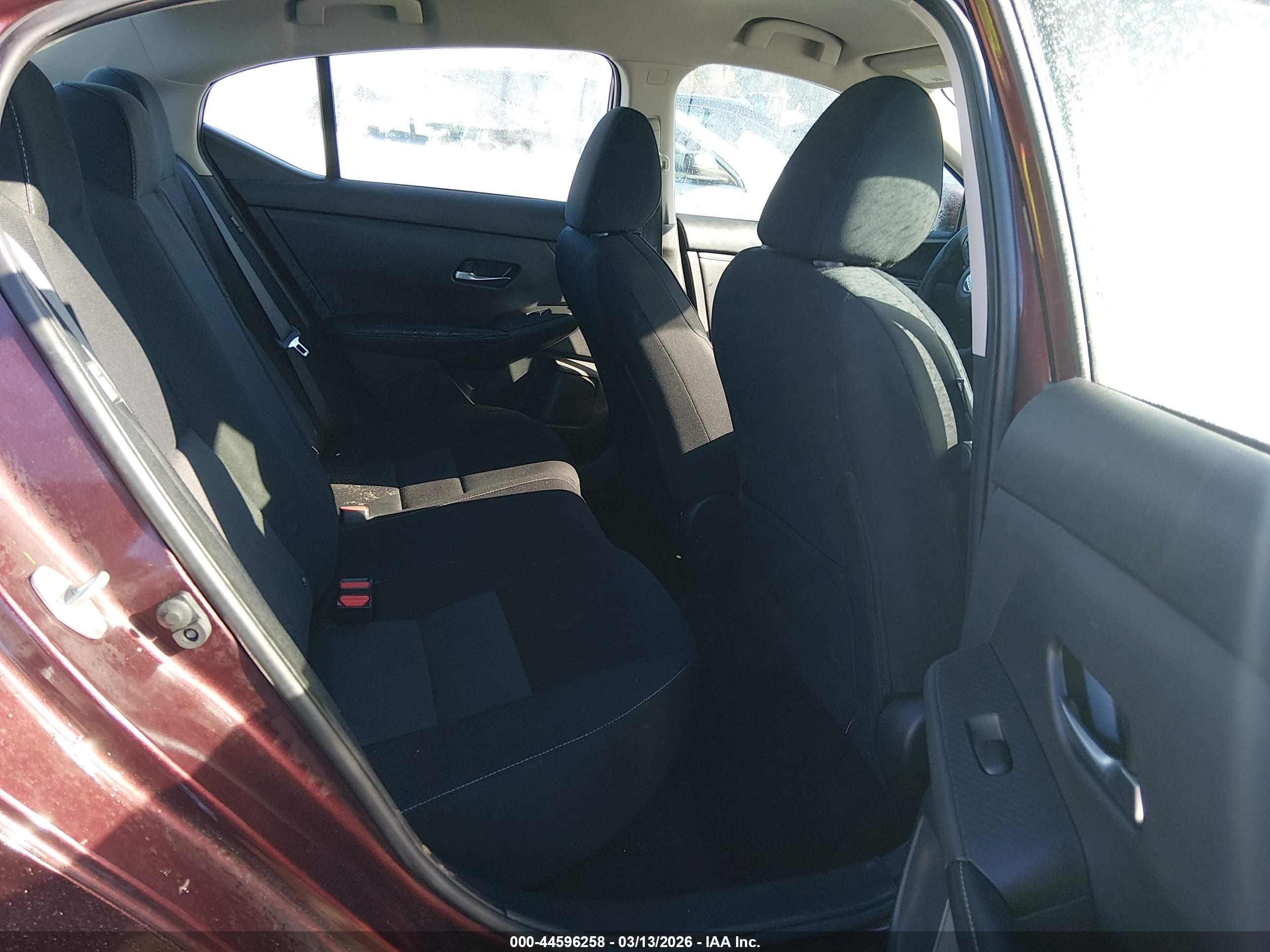 NISSAN SENTRA image 8
